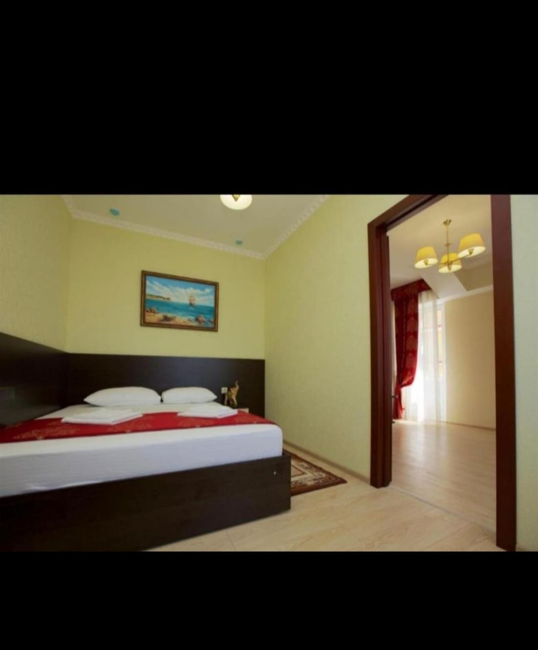 Люкс с кроватью размера «king-size» и балконом