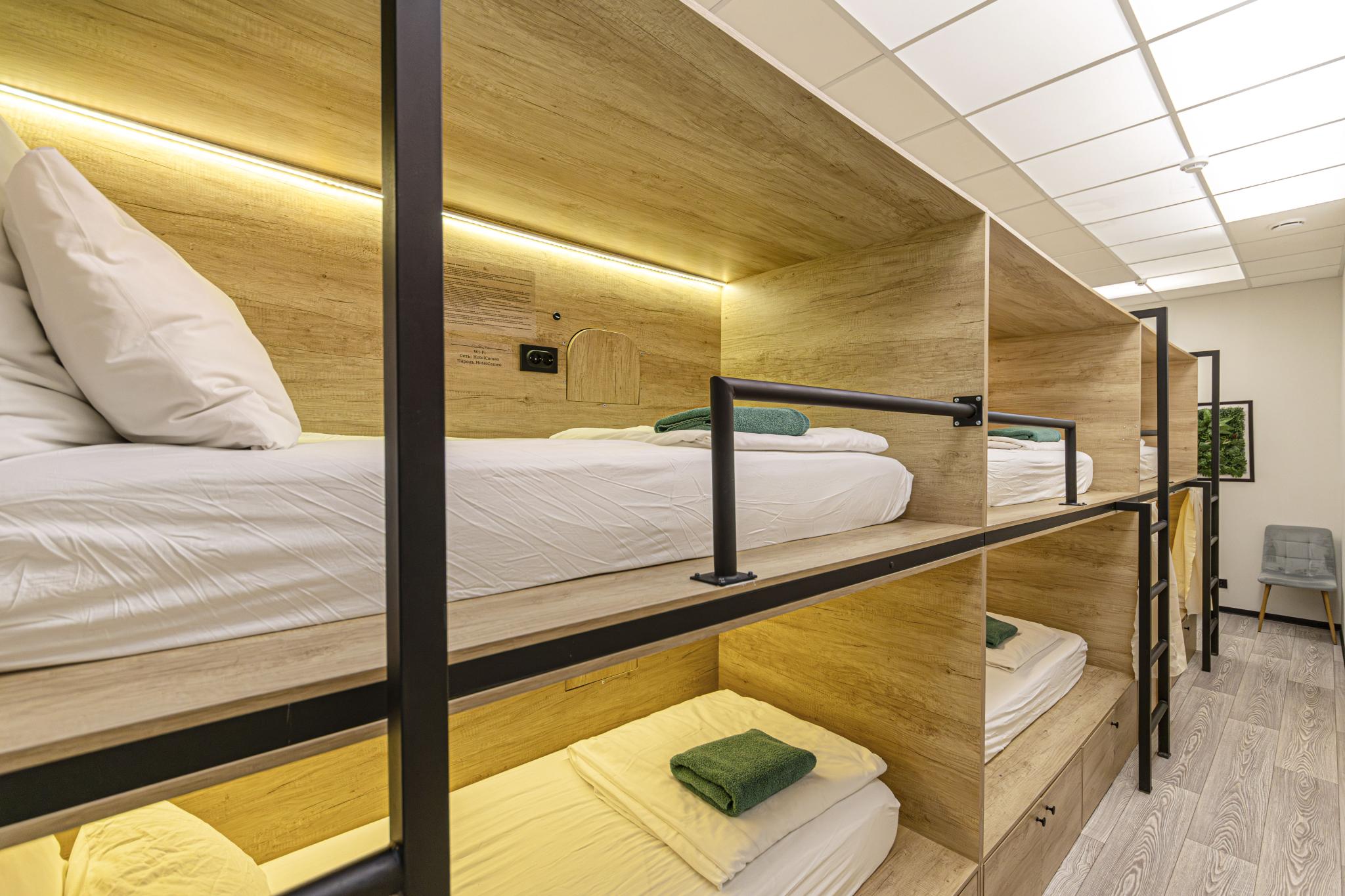 Нижний слип-бокс в 6-местном женском номере