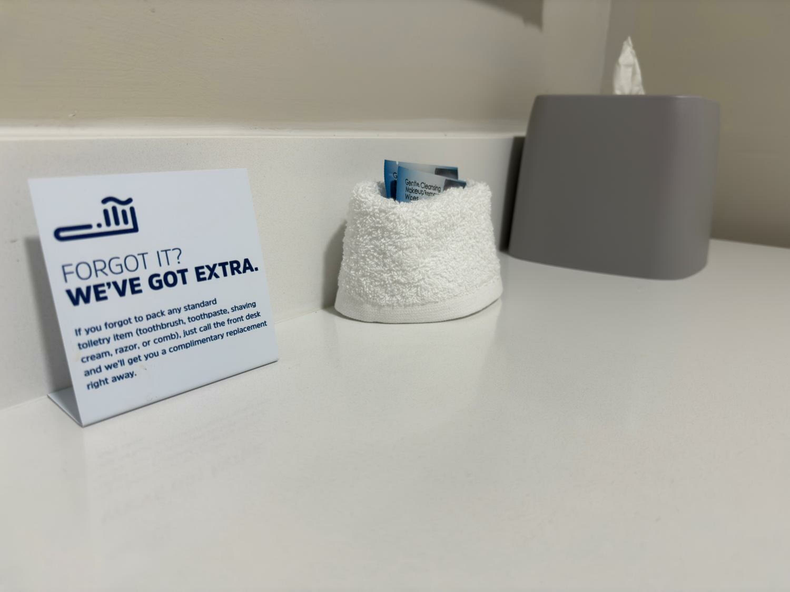 Queen Room with Two Queen Beds - Mobility Access Tub/Non-Smoking