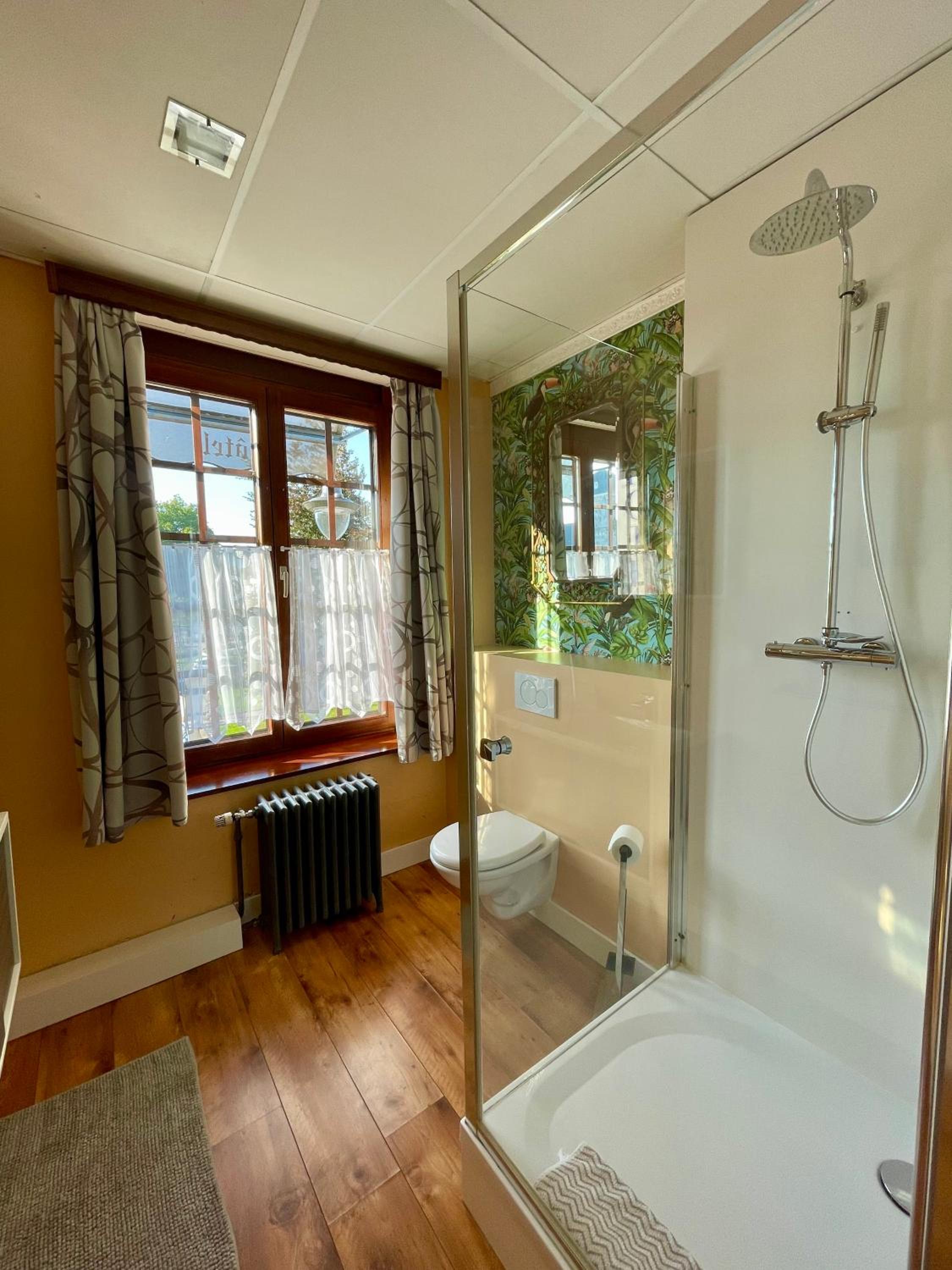 Single Room with Private External Bathroom