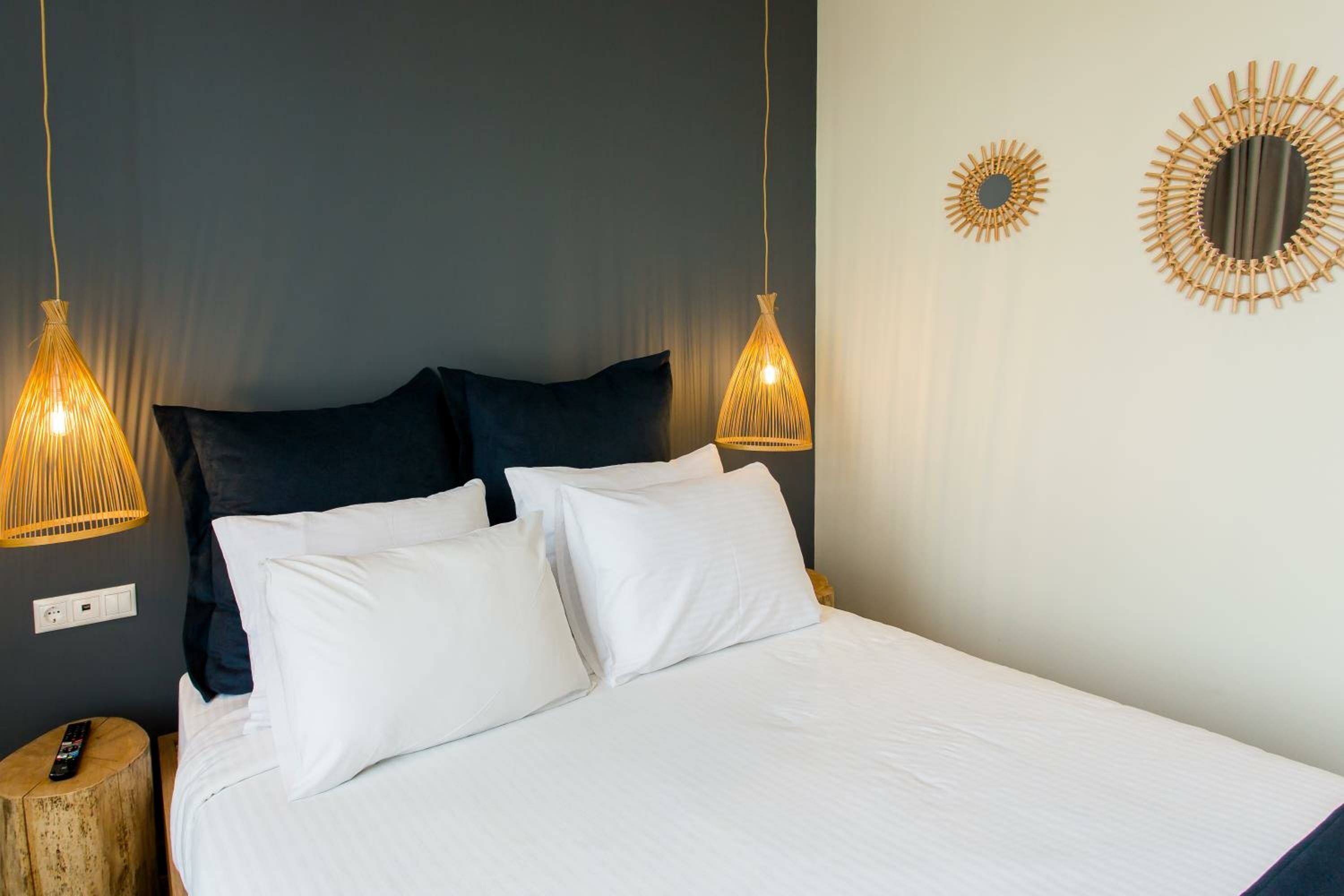 Senior Suite Metropolis View