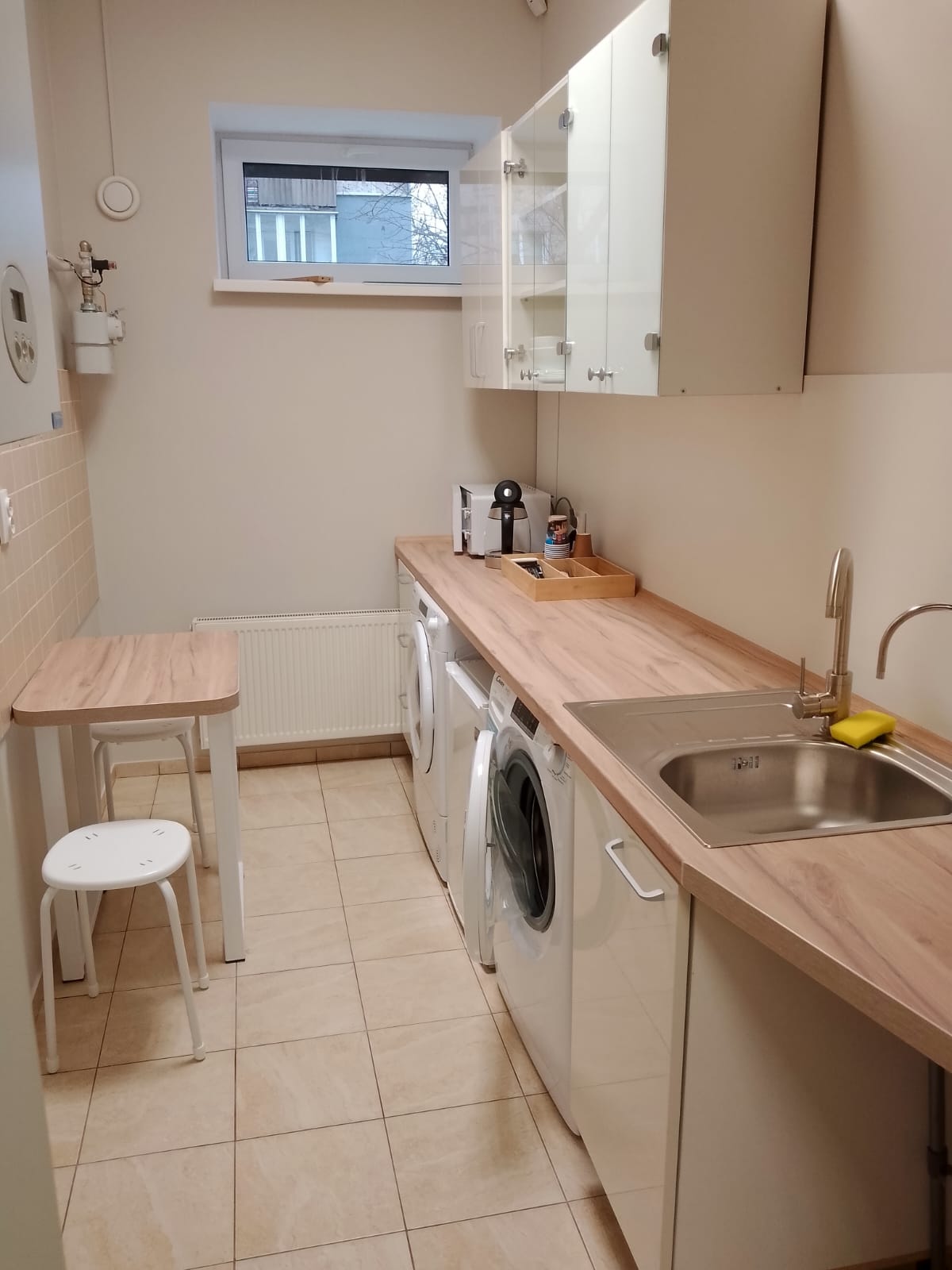 Кровать в общем номере для женщин с 4 кроватями