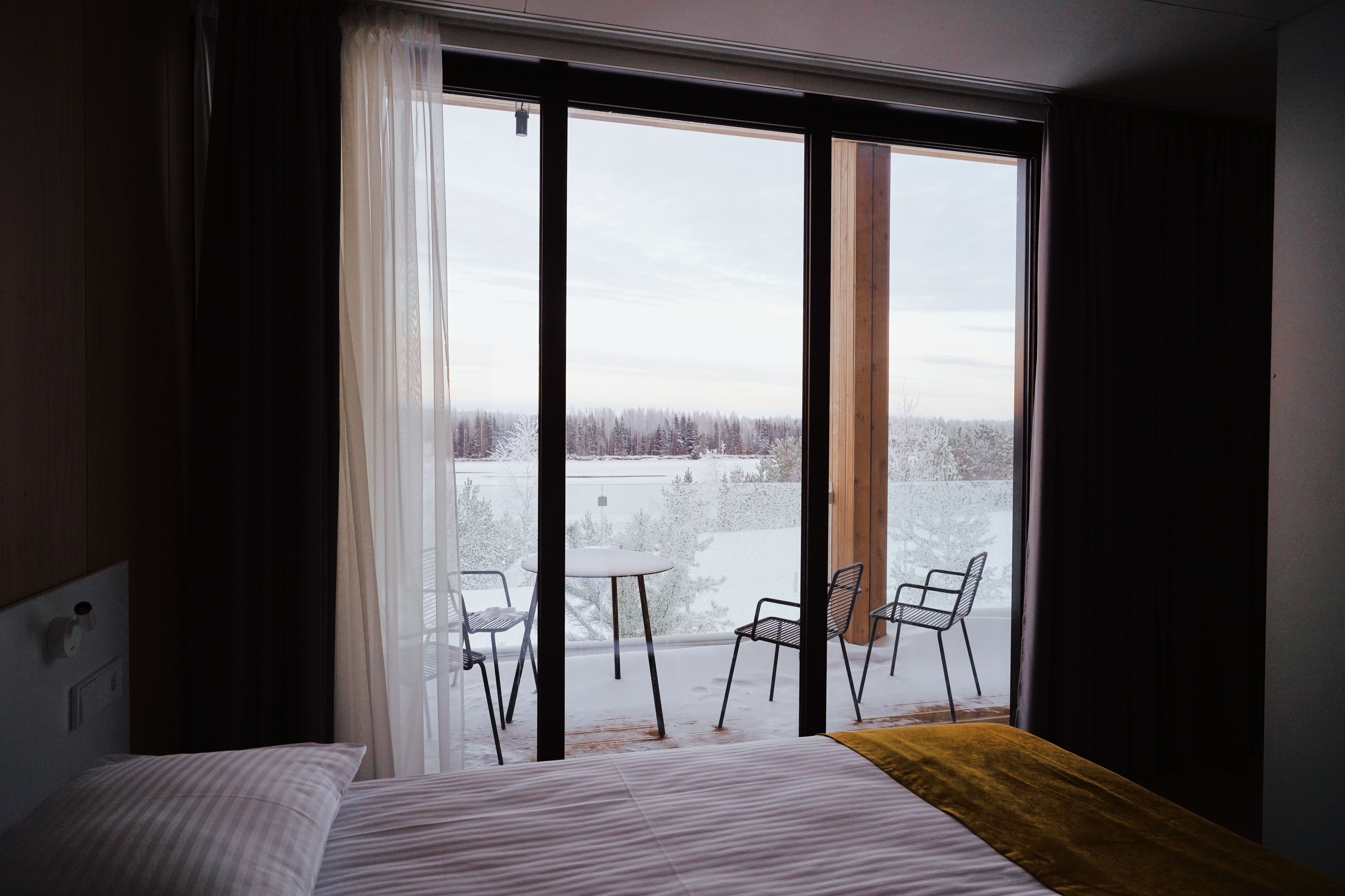 Студия с банкетом и бранчем в ресторане отеля