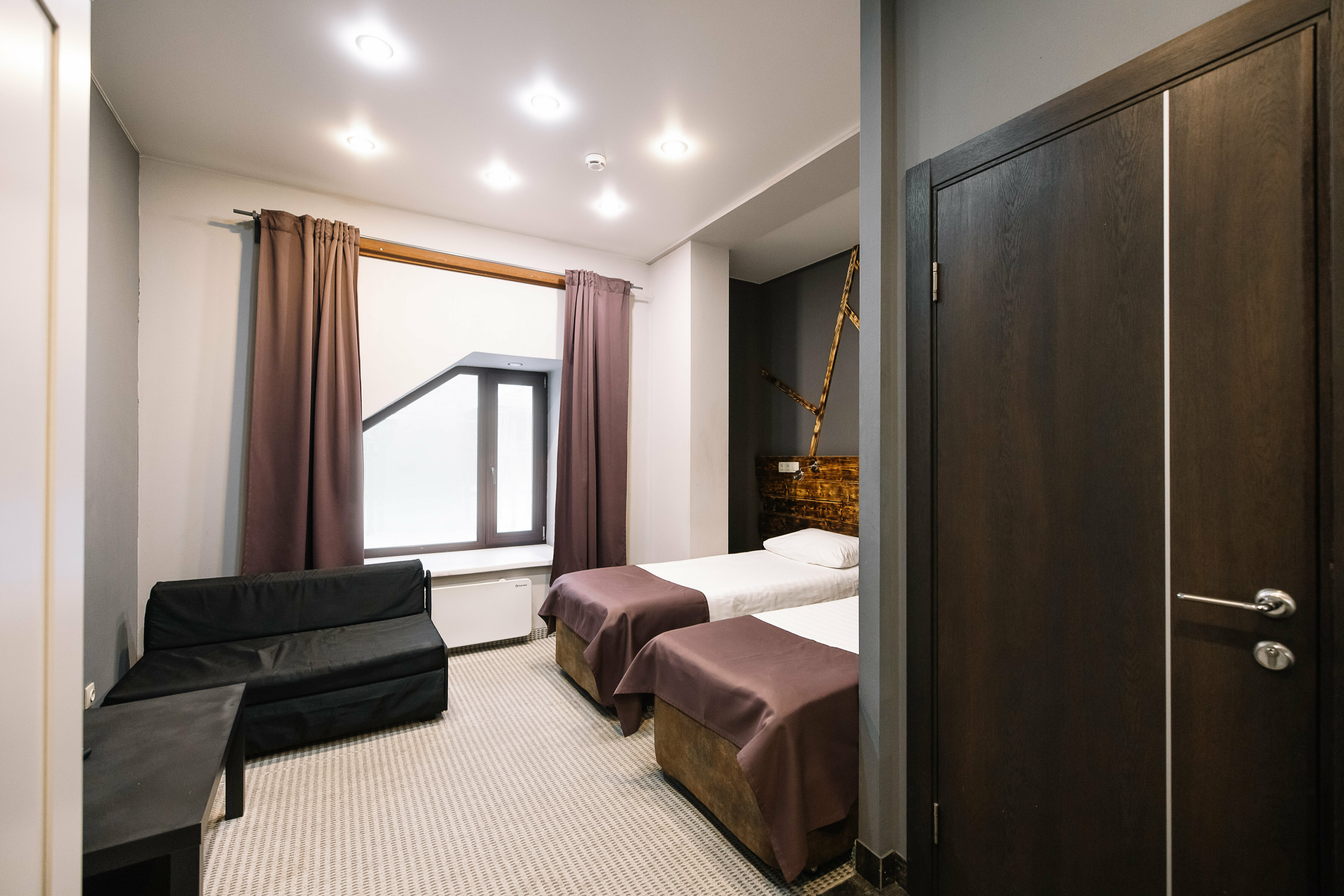 Улучшенный двухместный номер с 2 отдельными кроватями