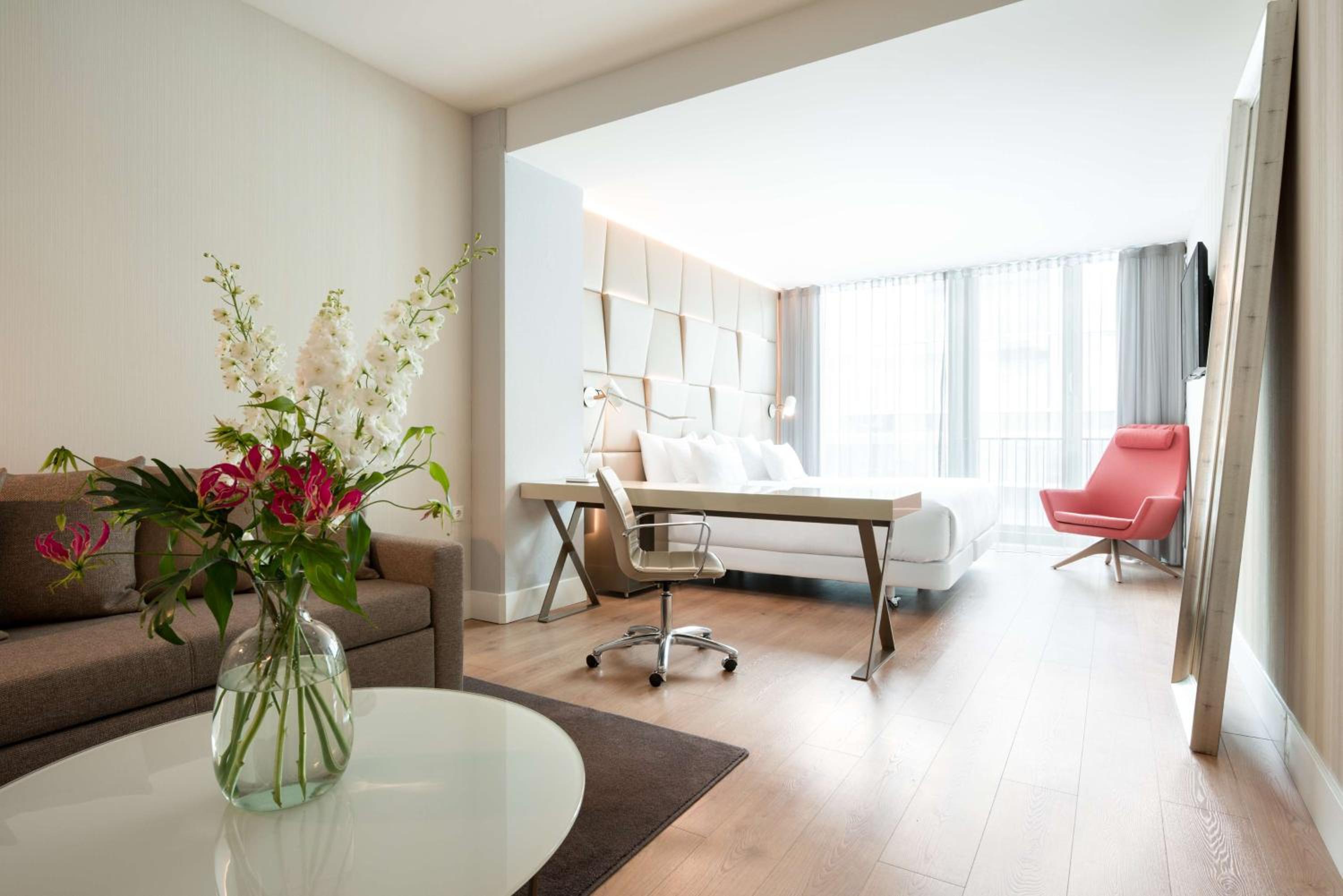 Junior Suite with Extra Bed (2 Adults + 2 Children)