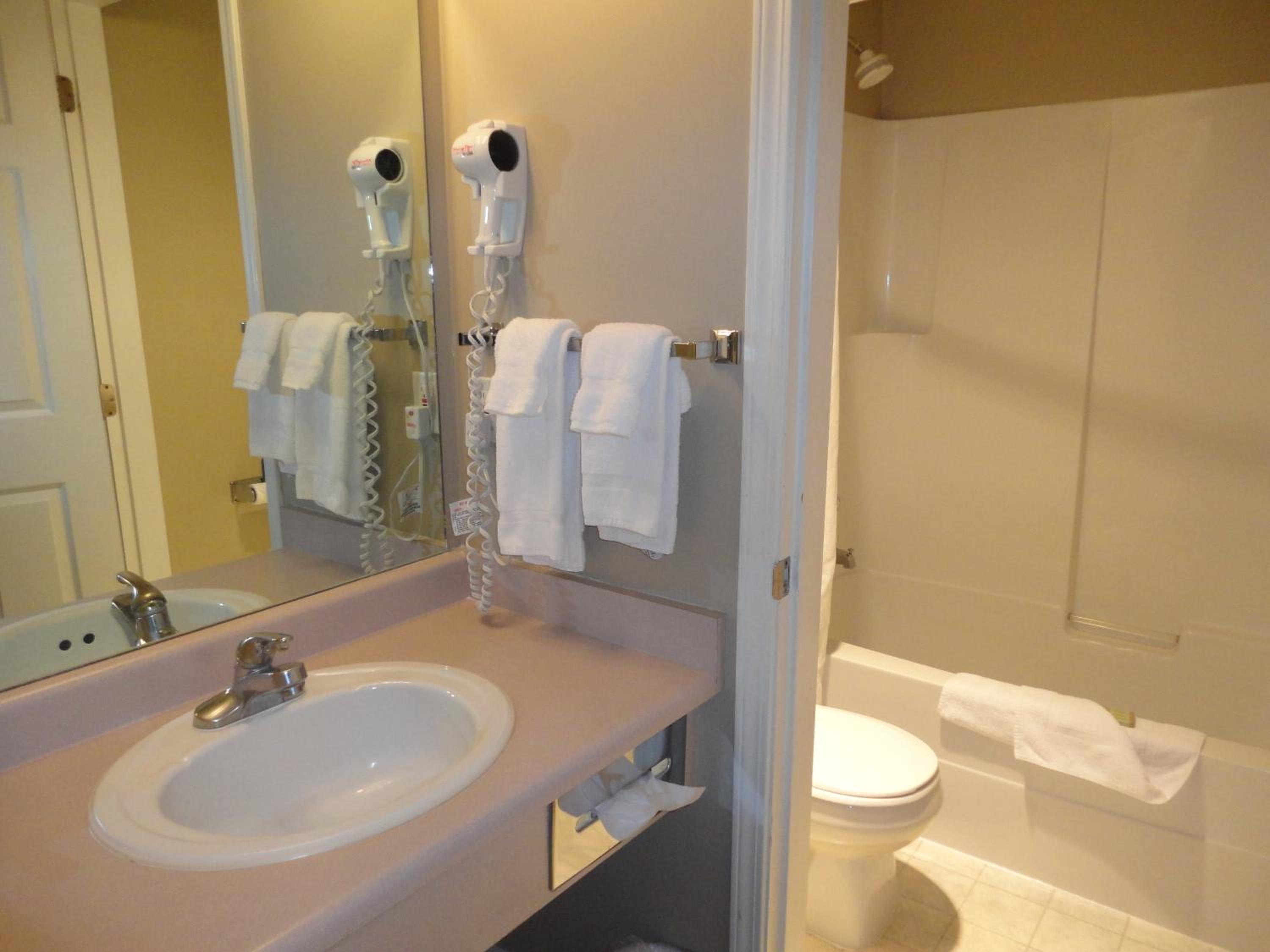 Deluxe King Room - Non-Smoking