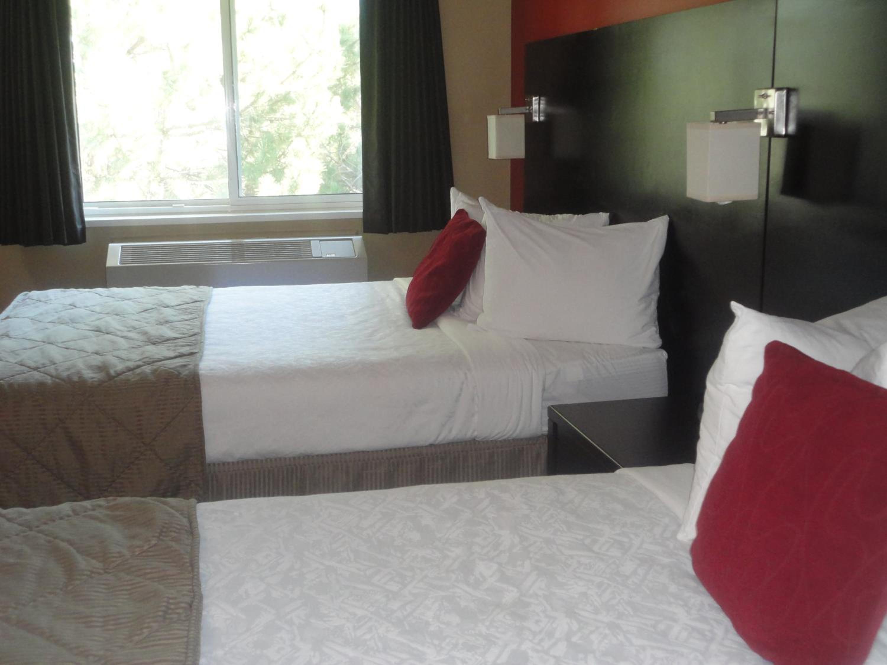 Queen Room with Two Queen Beds - Non-Smoking