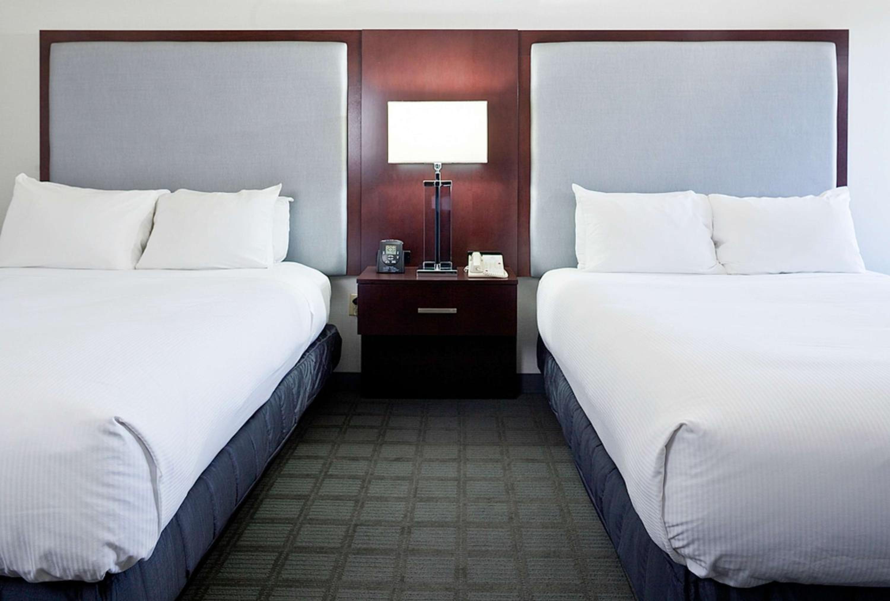 Double Room with Two Double Beds and Tub - Mobility/Hearing Accessible