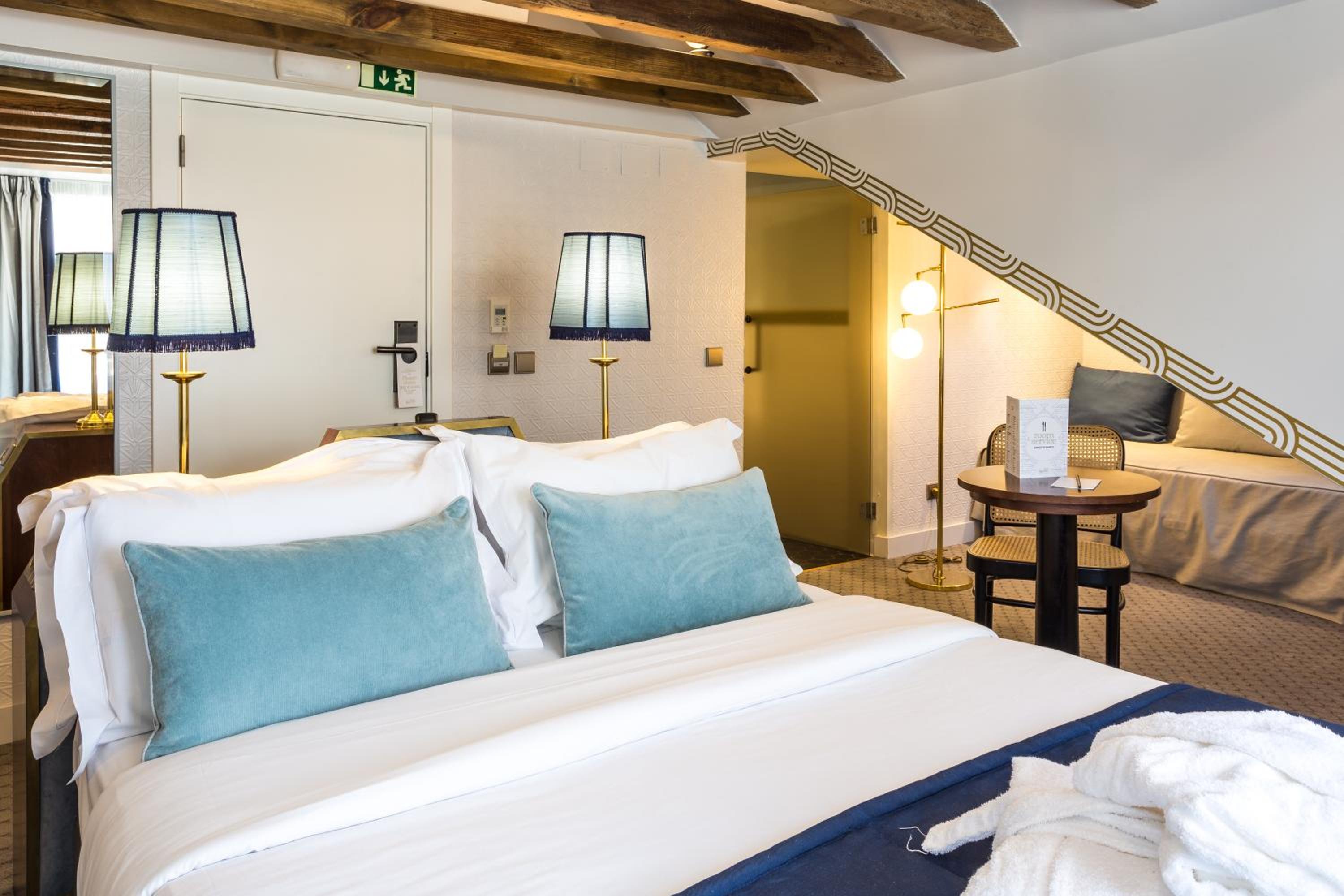 Deluxe Room with Balcony