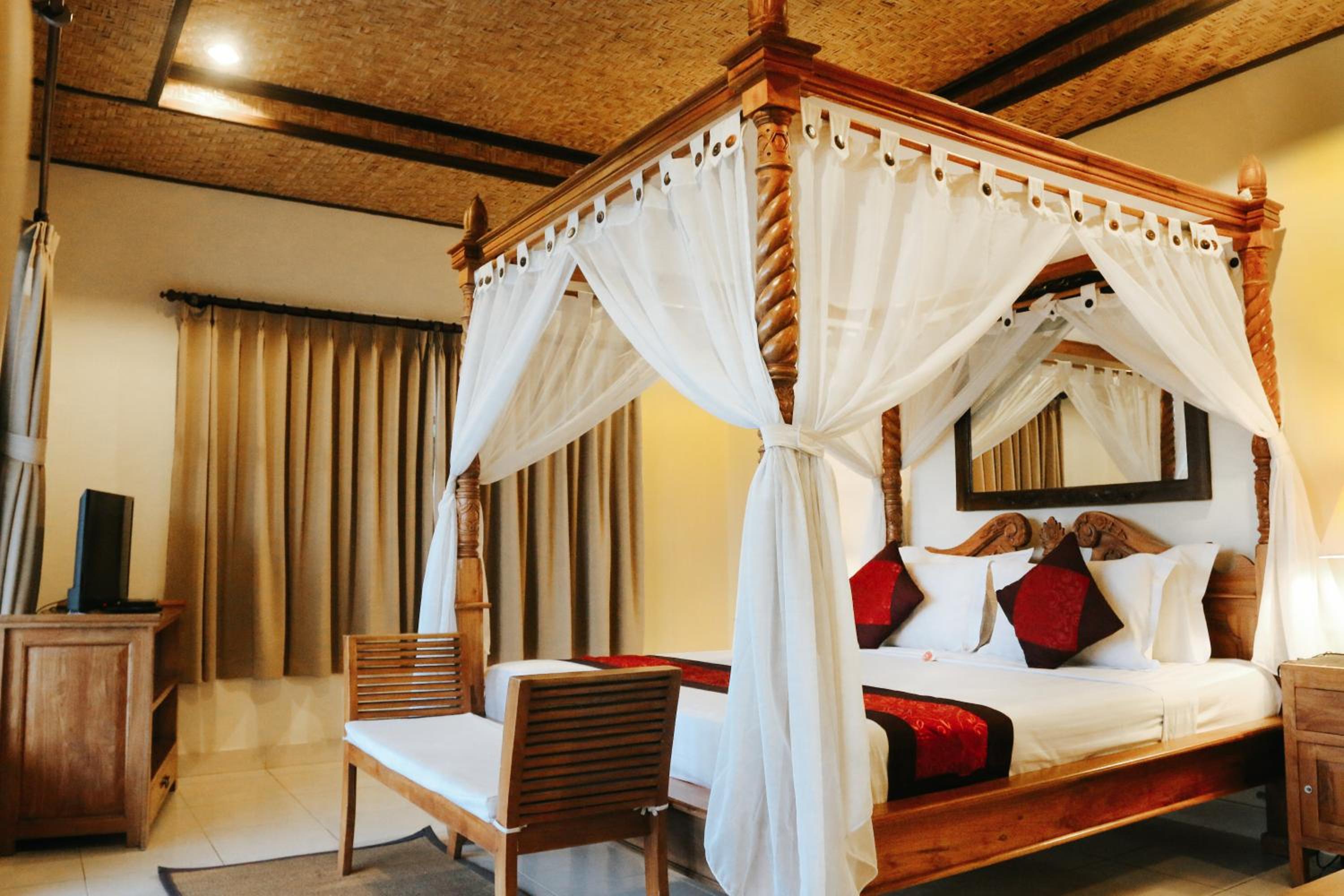 Double or Twin Room with View