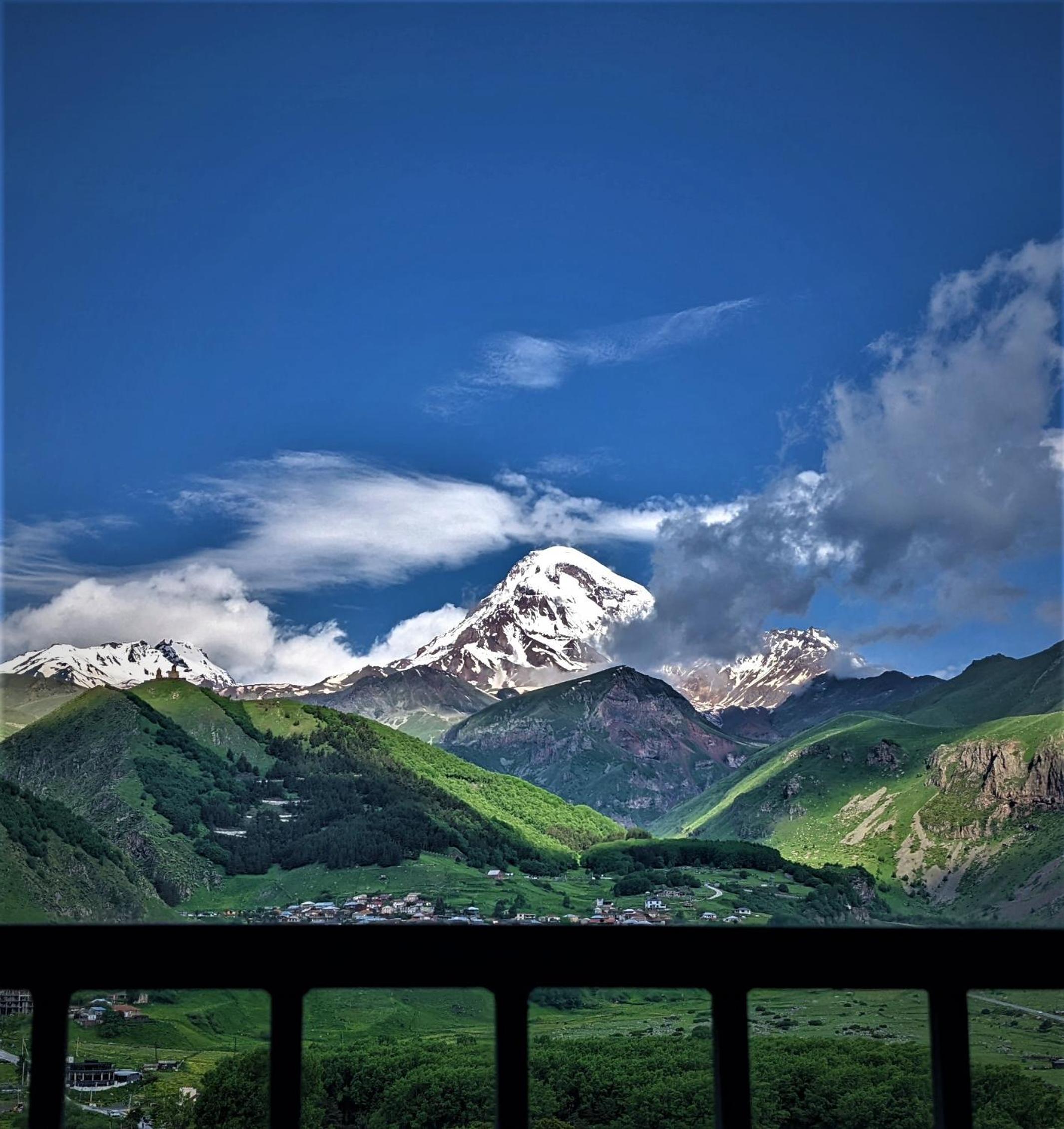 Double Or Twin Room With Mountain View