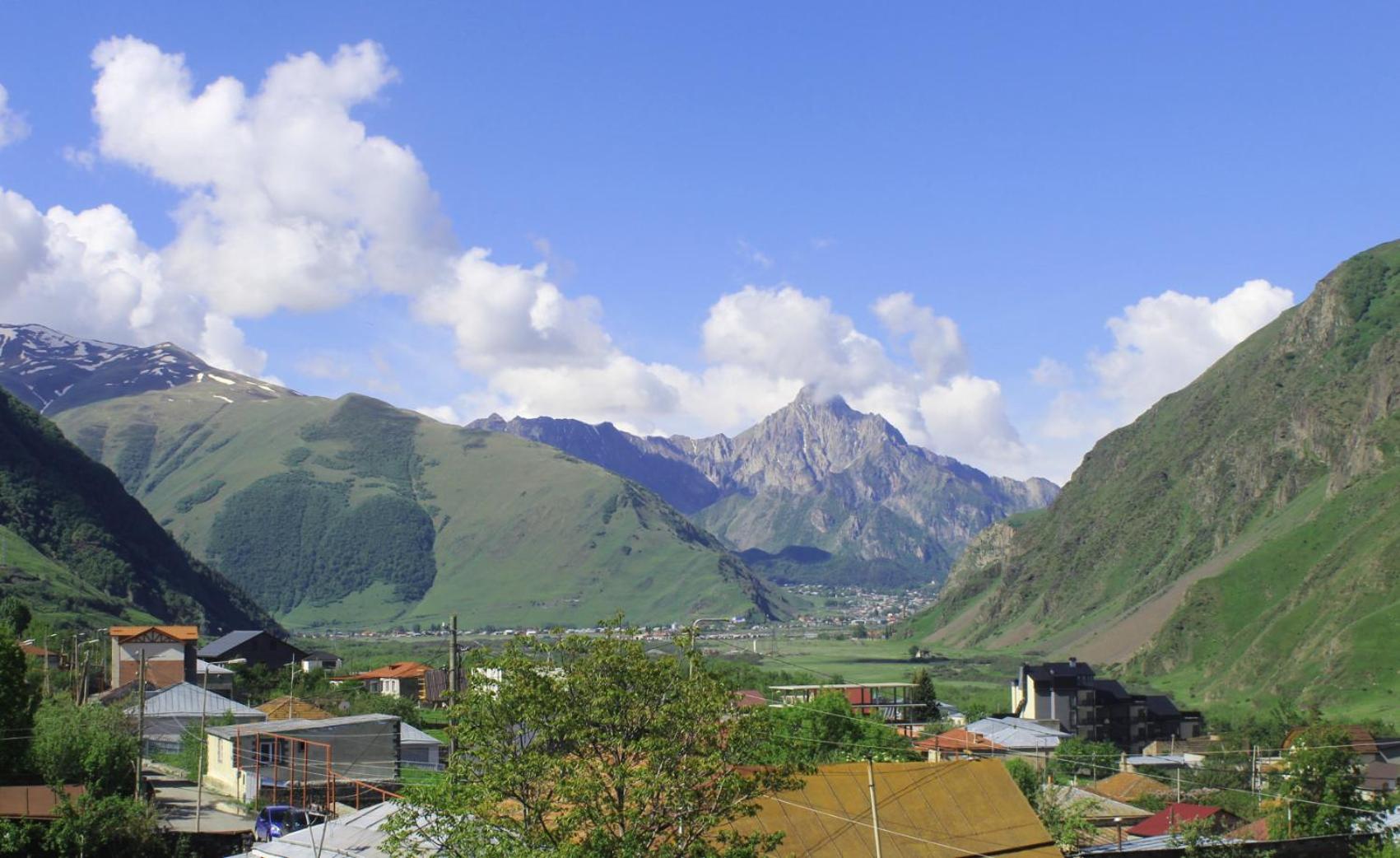 Double Or Twin Room With Mountain View