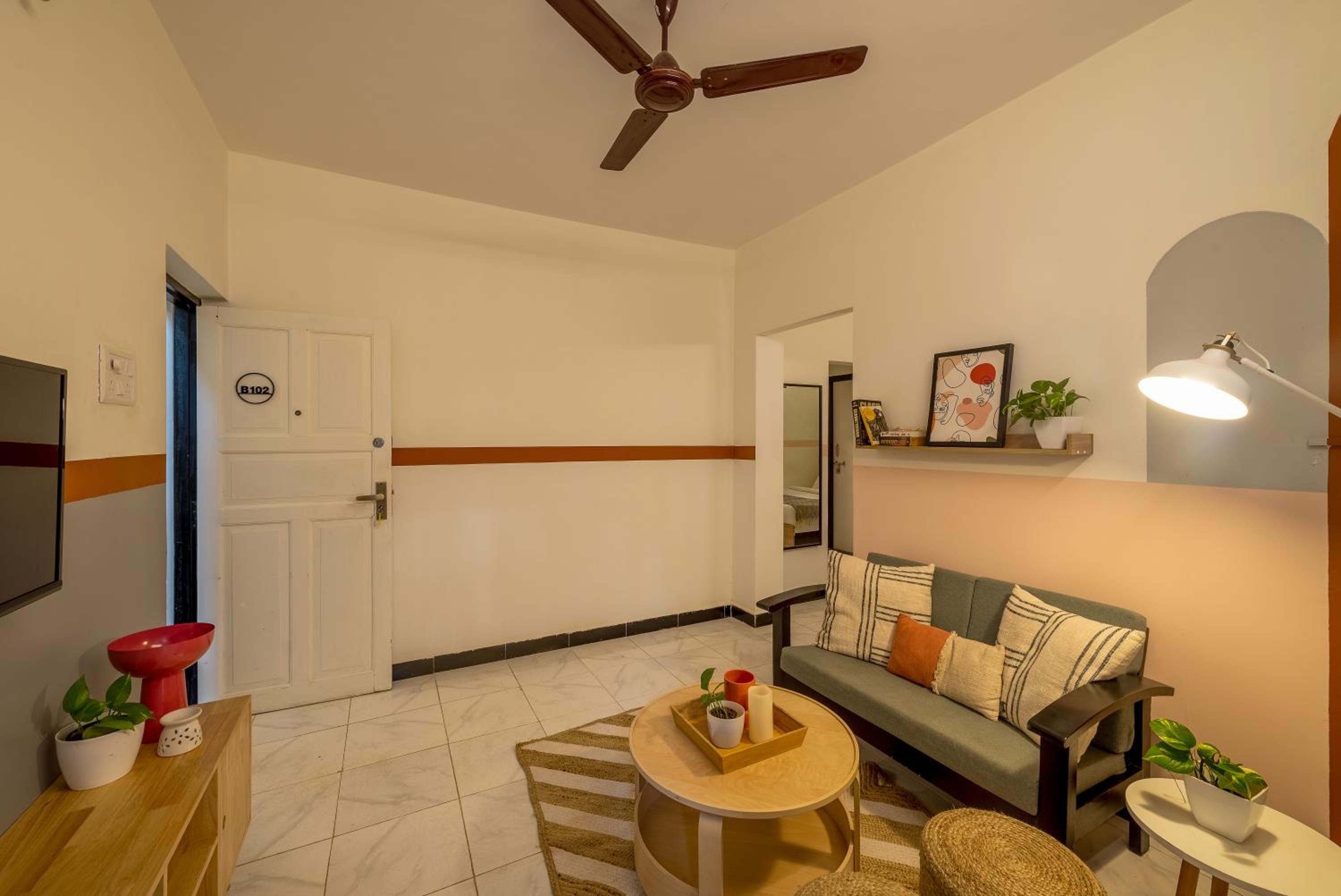 One-Bedroom Apartment