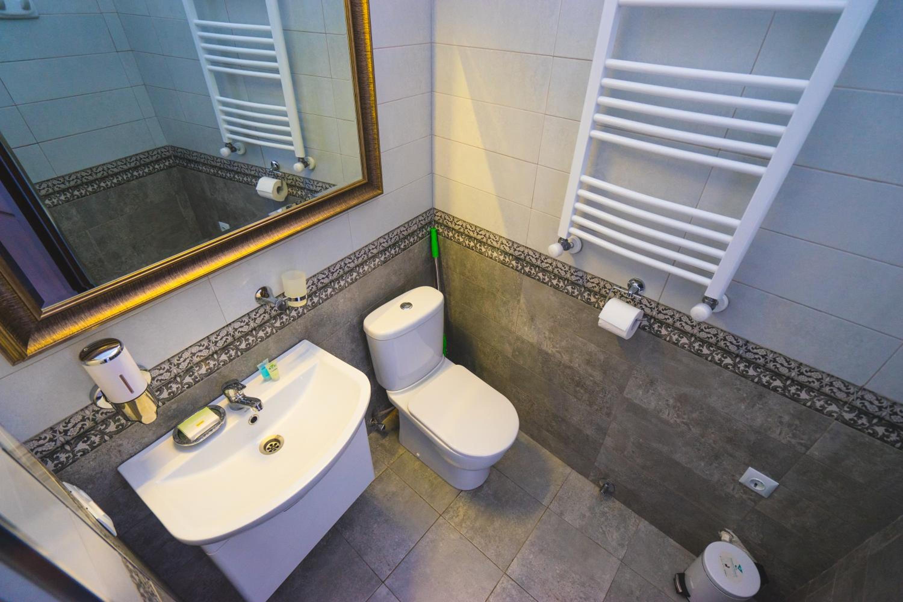 Apartment with Terrace