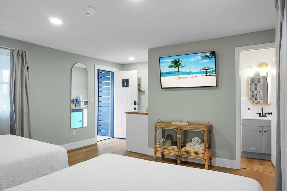 Comfort Double Room, 2 Queen Beds, Non Smoking, Pets Allowed