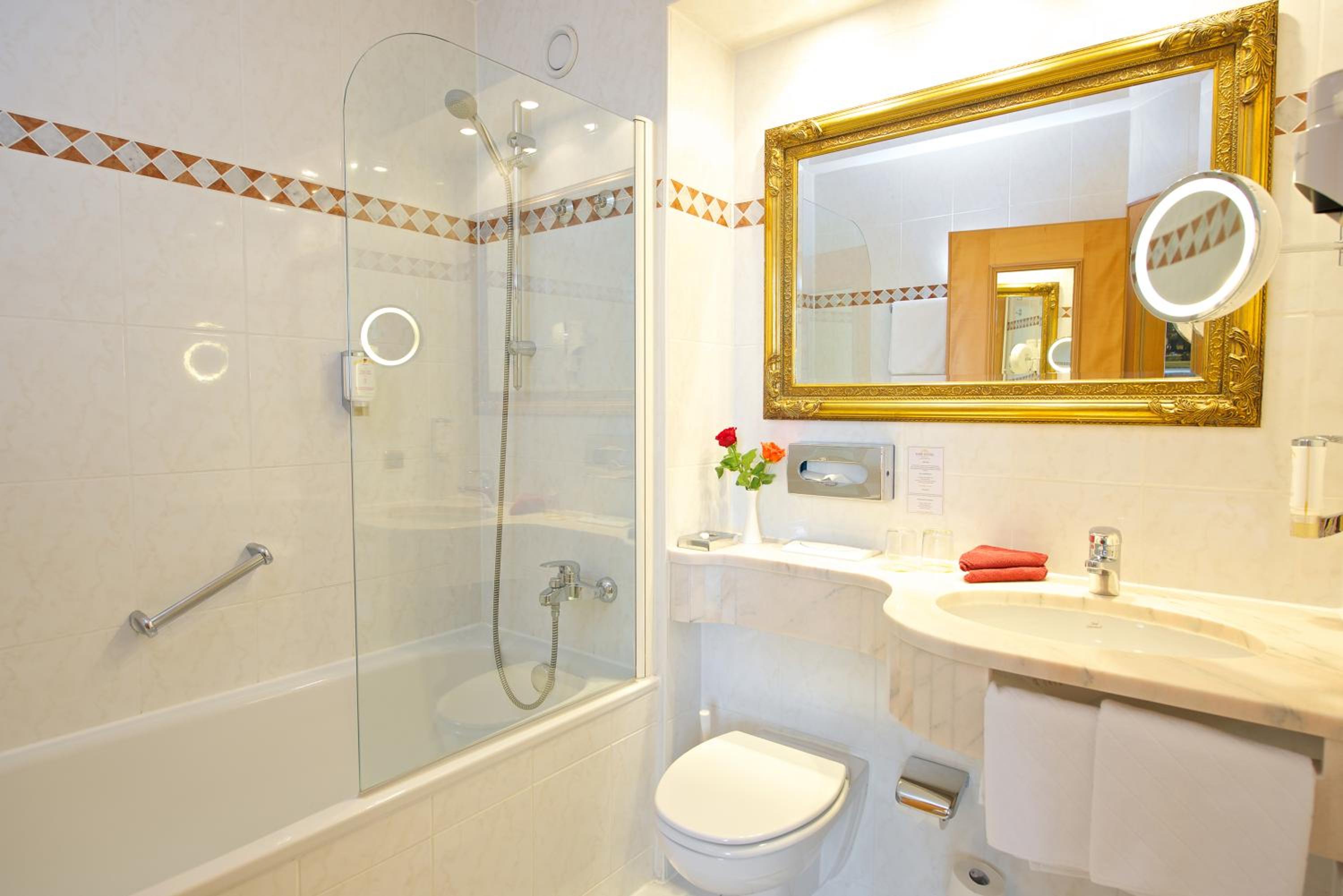 Deluxe Double Room Classic