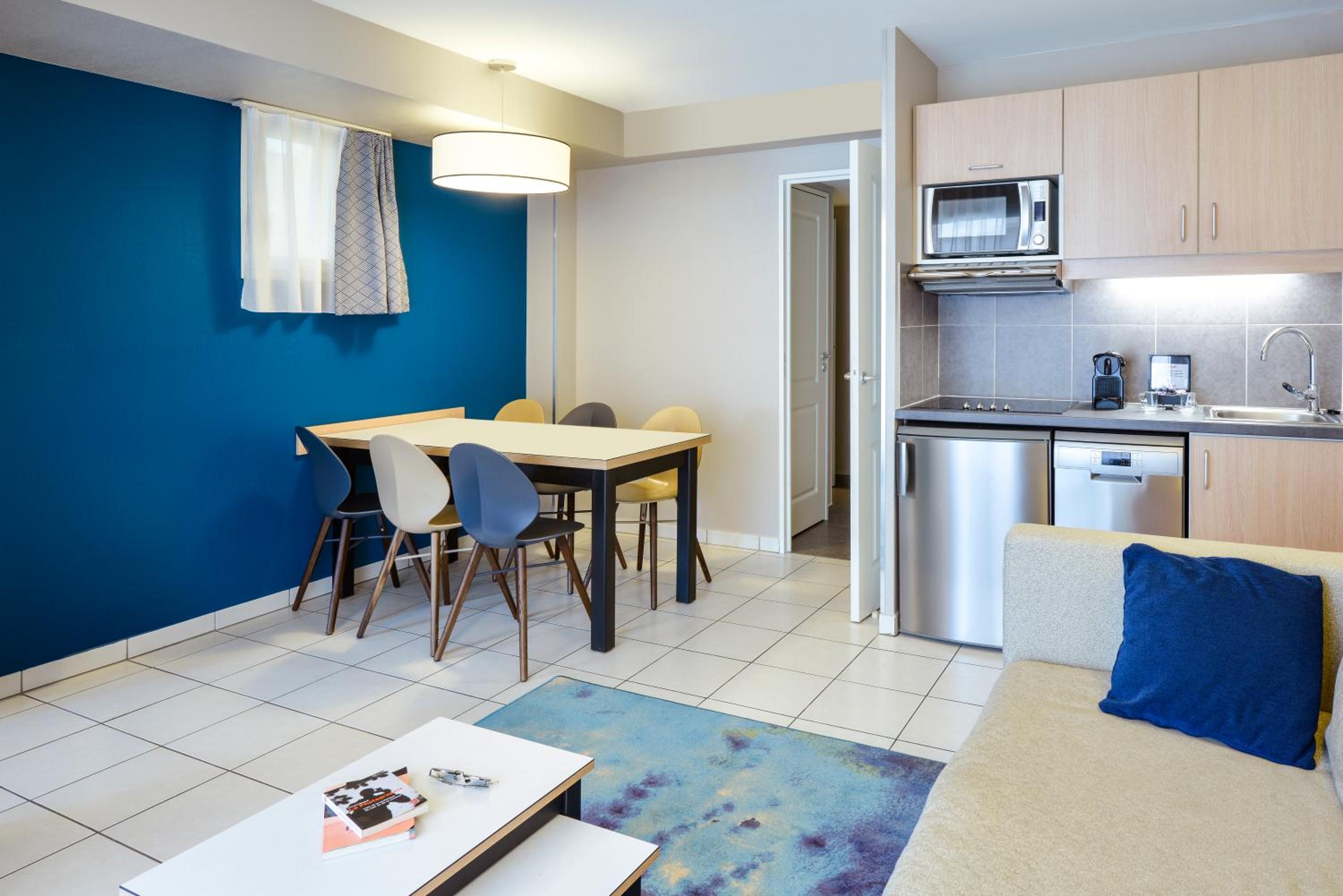 Superior Two-Bedroom Apartment (6 Adults)
