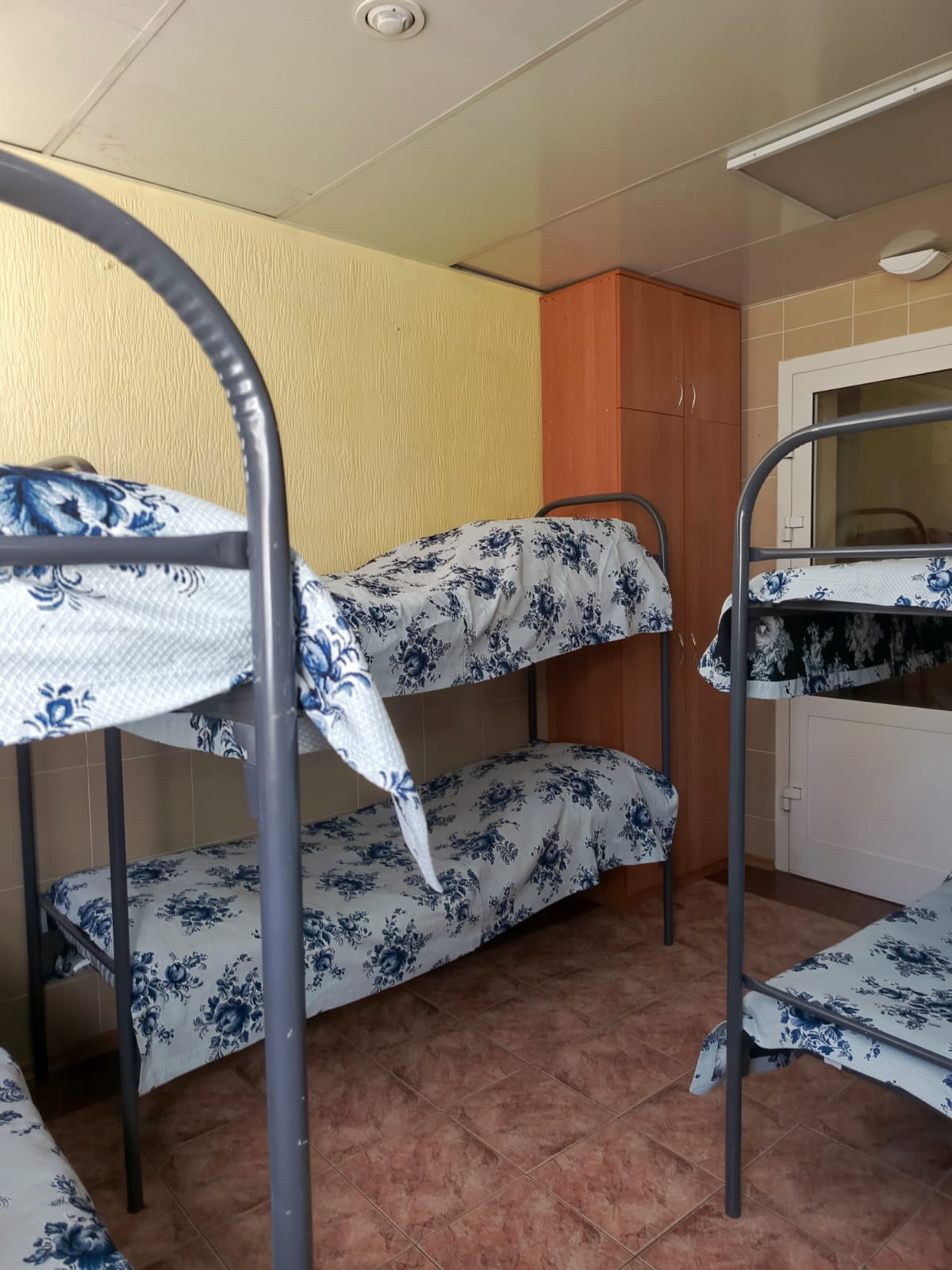 №4. Общий номер 14 мест.