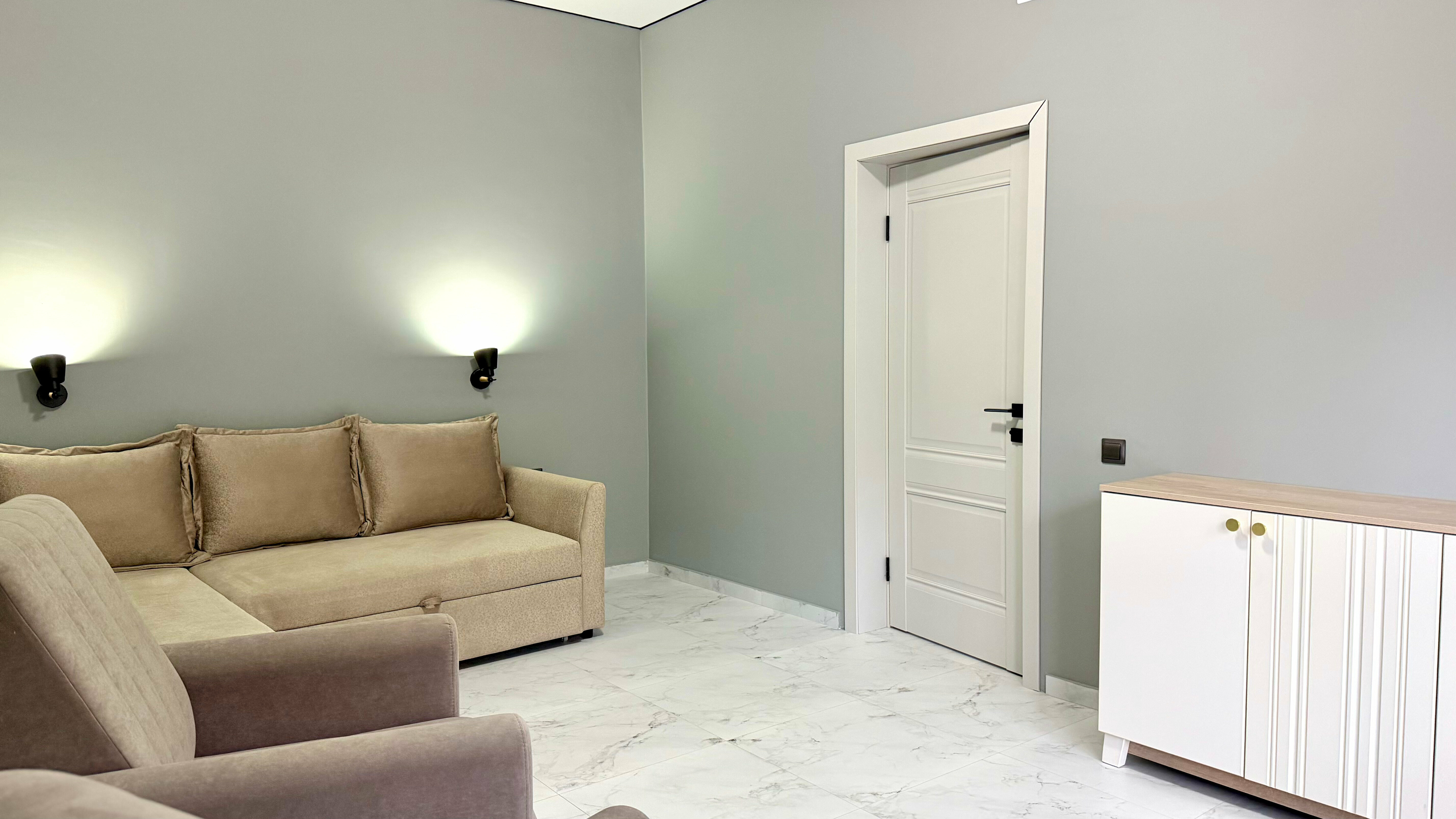 Апартаменты двухкомнатные с террасой и видом на горы