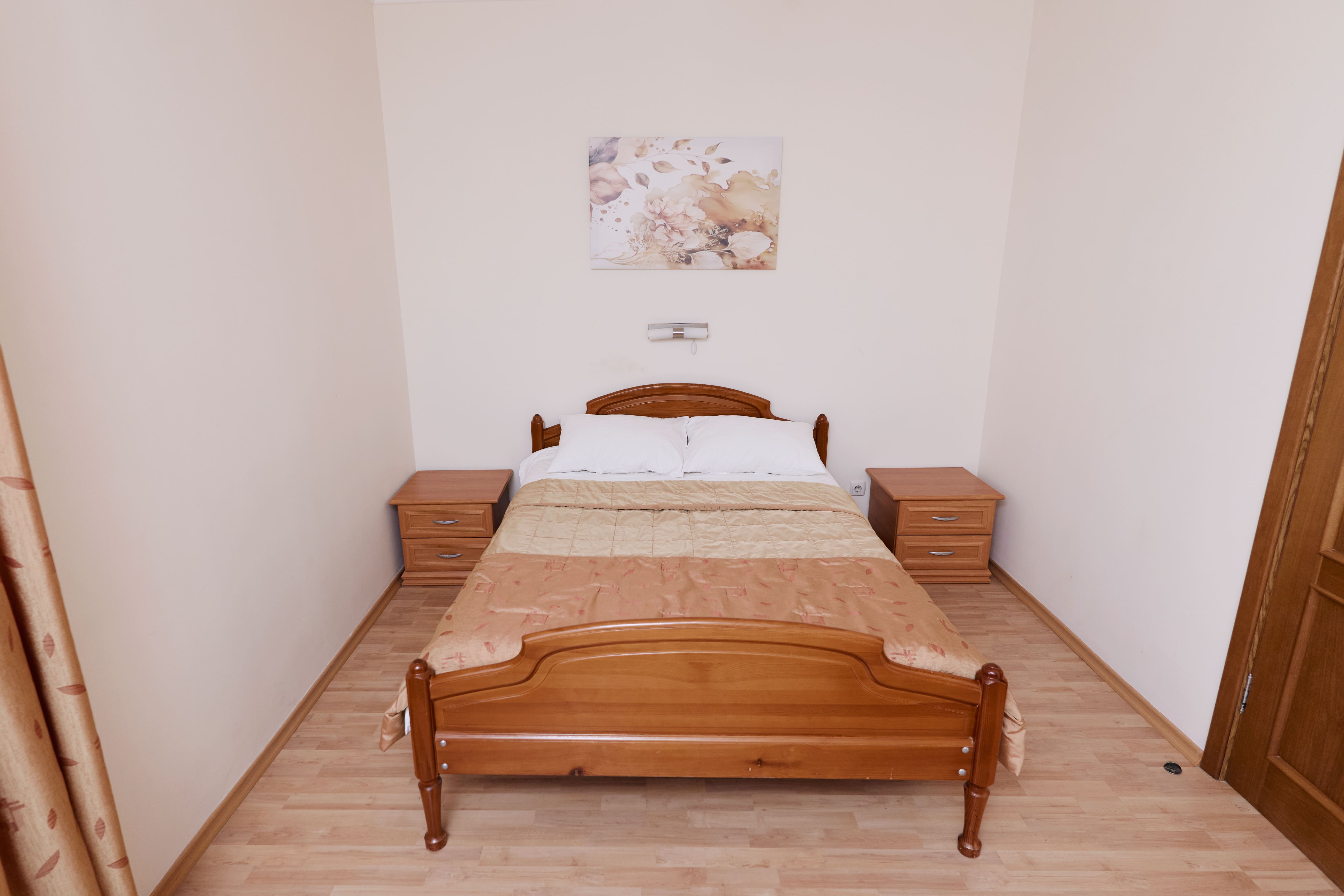 Полулюкс 2-8