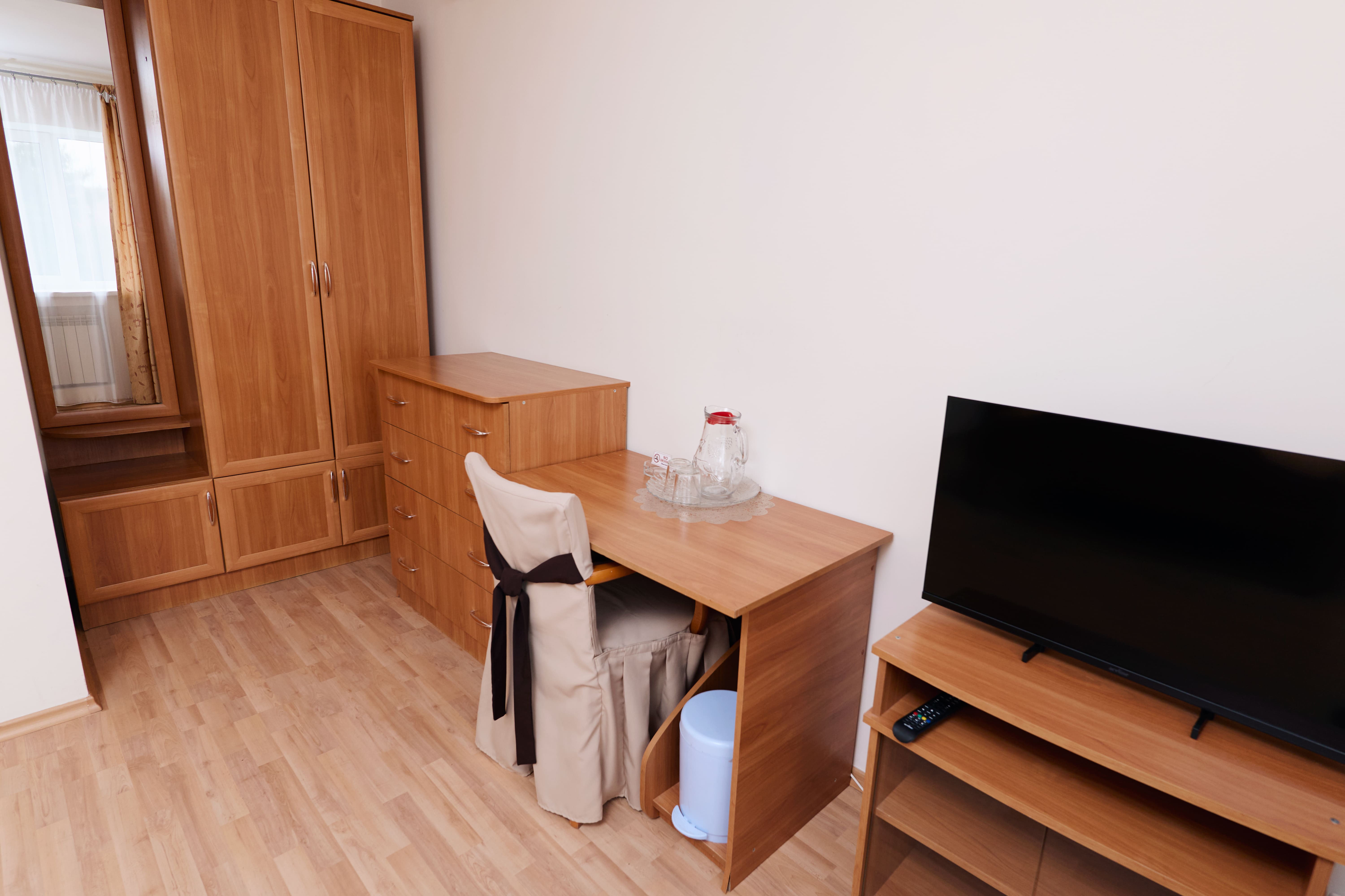 Полулюкс 2-8