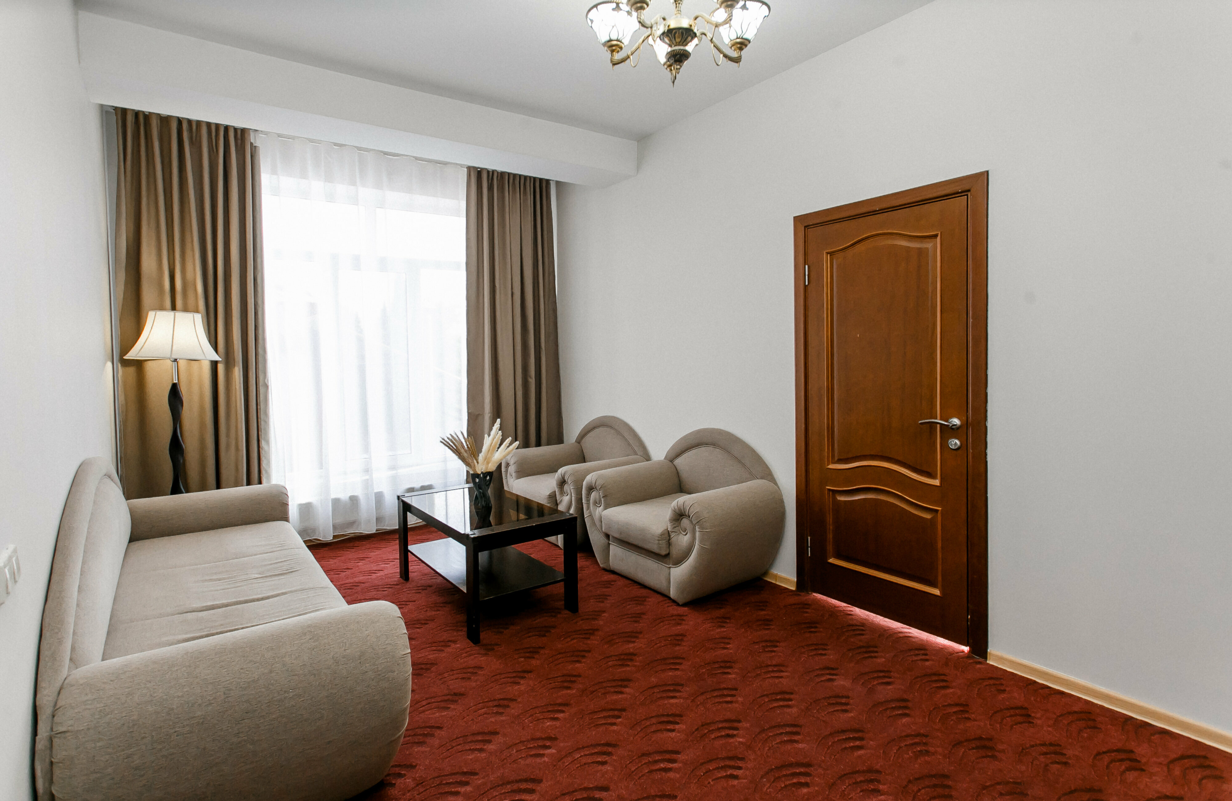 Семейный Делюкс двухкомнатный с балконом