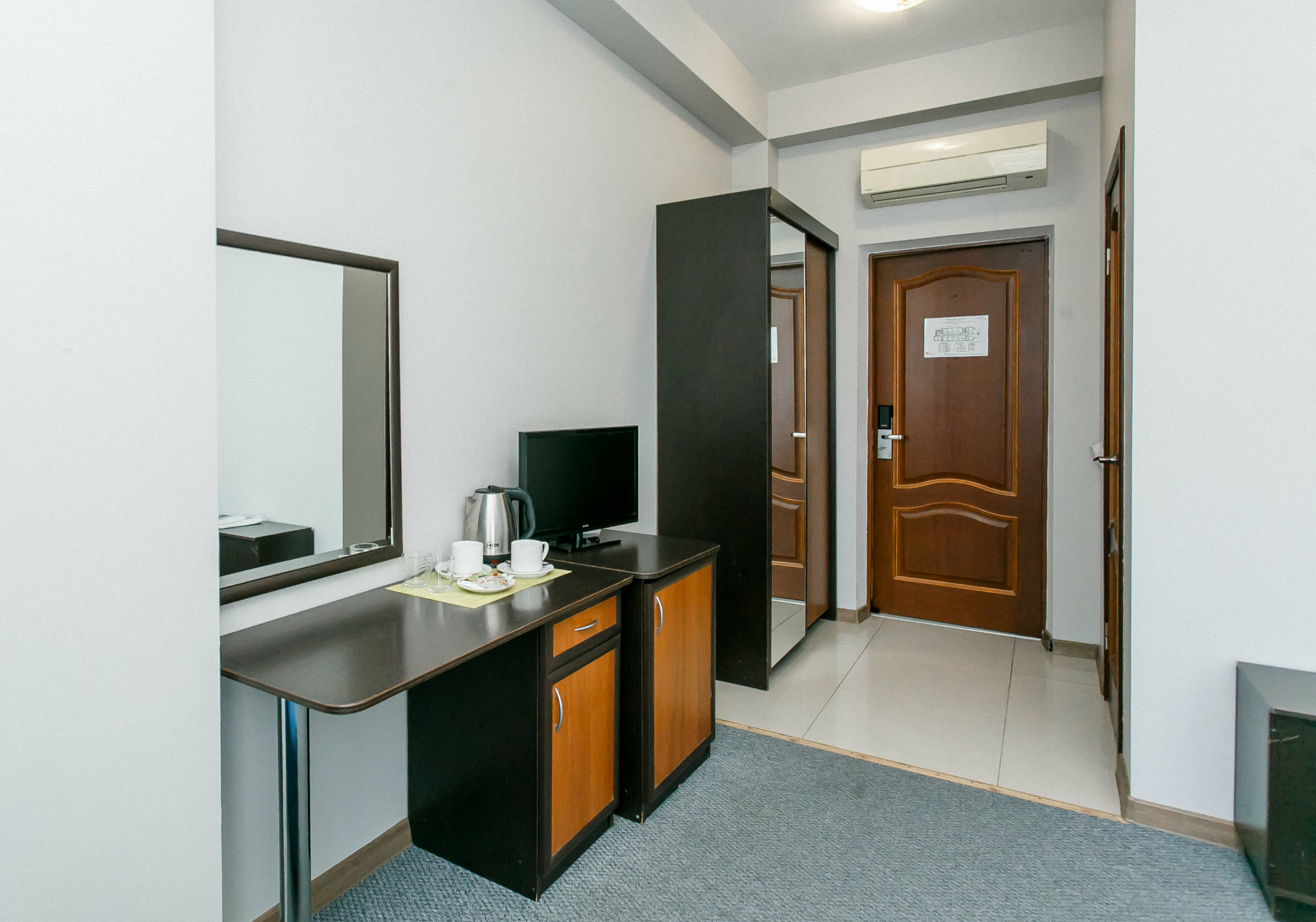 Улучшенный номер с кроватью размера «king-size» или 2 отдельными кроватями