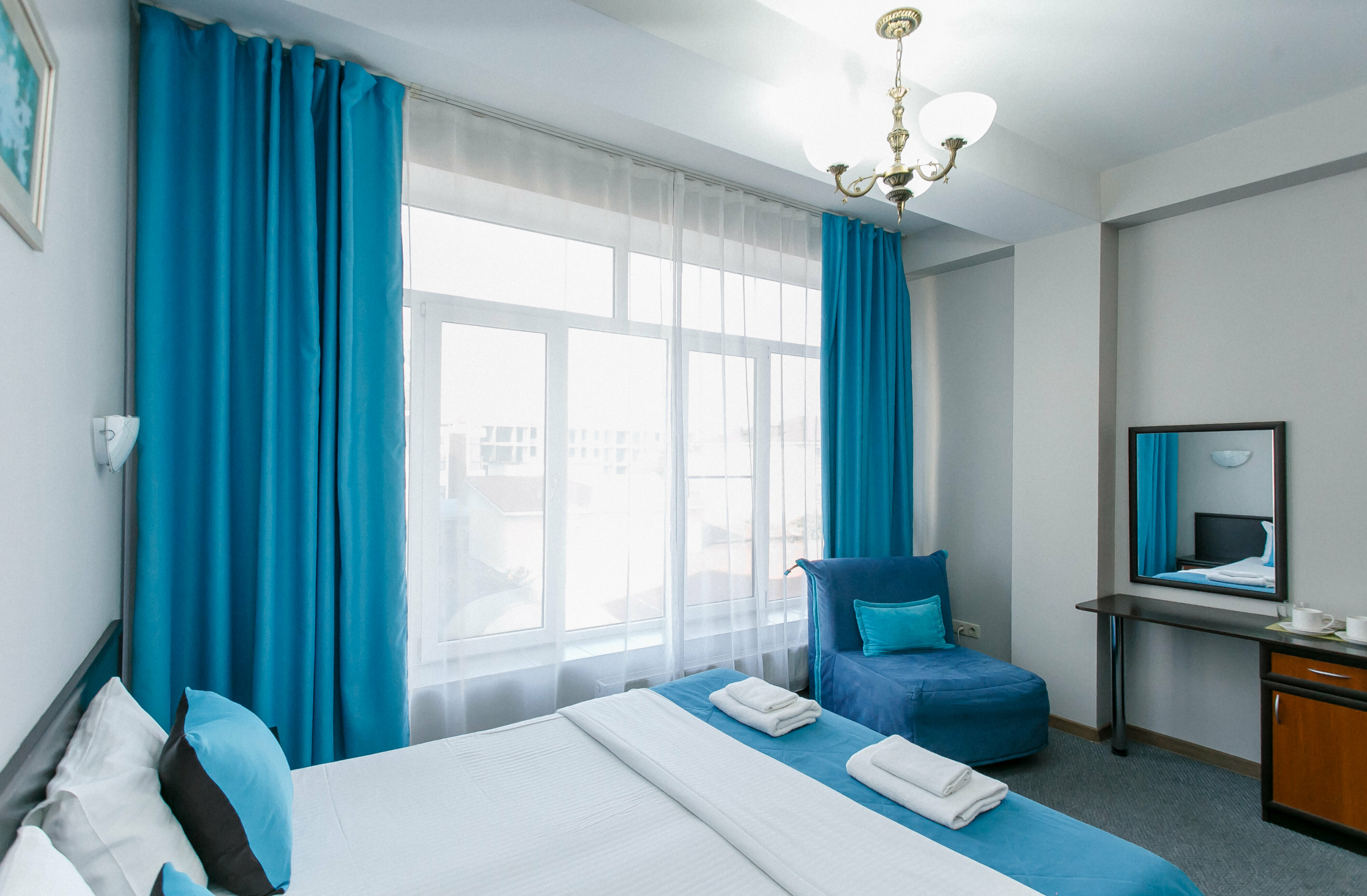 Улучшенный номер с кроватью размера «king-size» или 2 отдельными кроватями