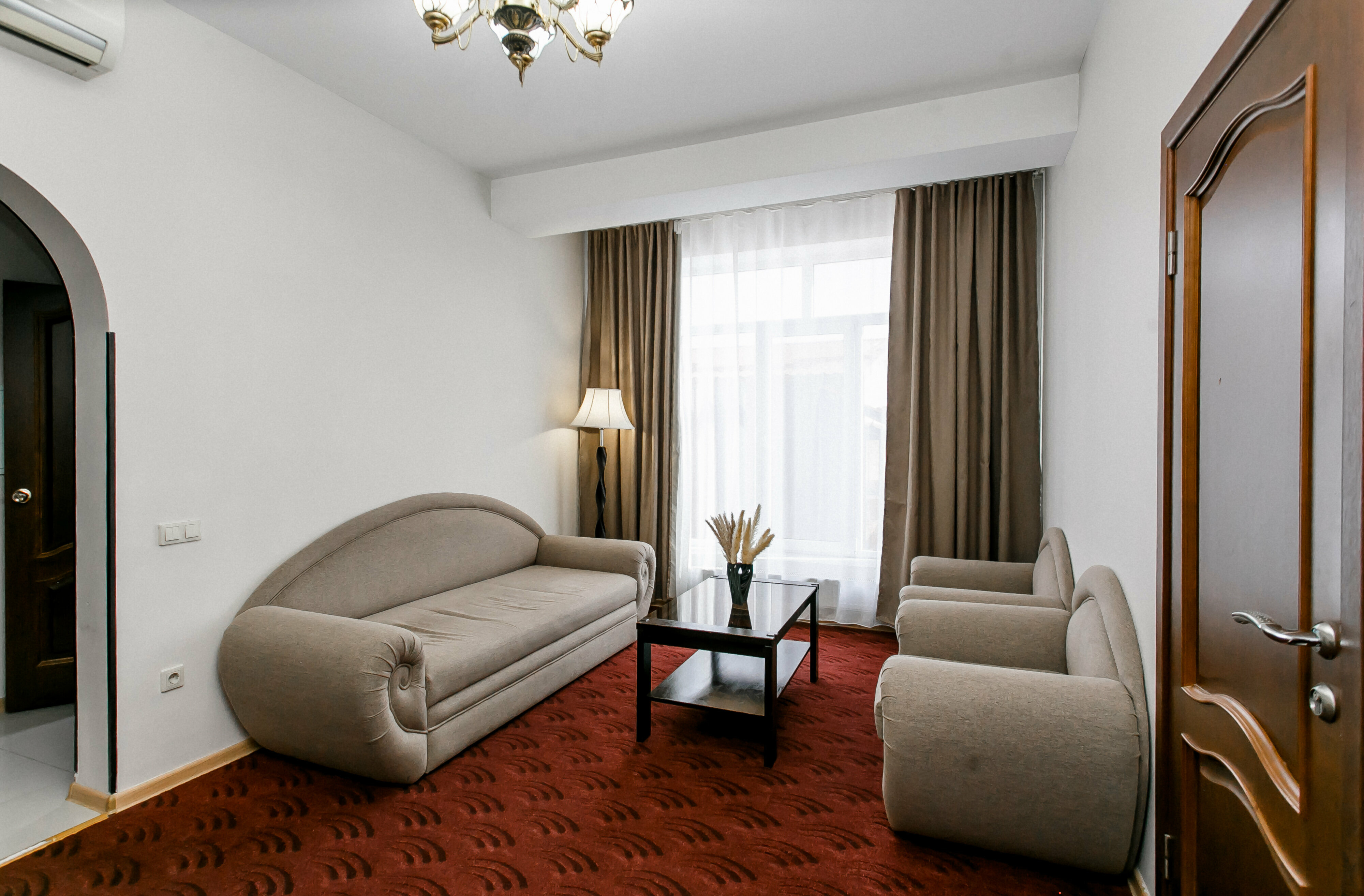 Семейный Делюкс двухкомнатный с балконом