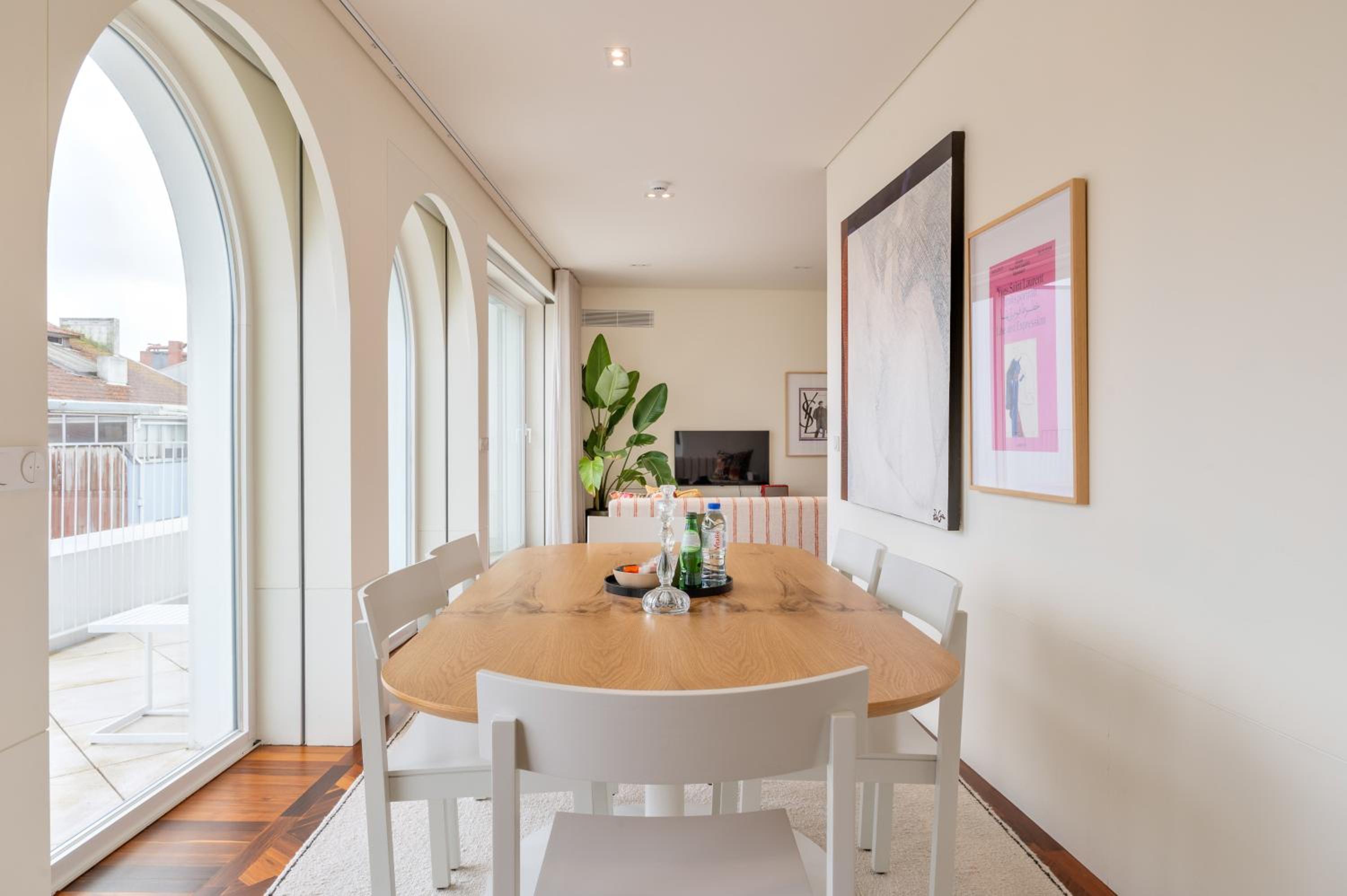 Superior Single/Double Apartment with Balcony and City View