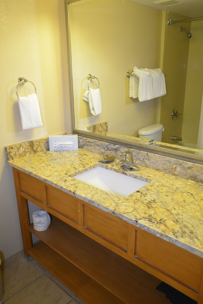Standard Room, 2 Queen Beds, Kitchen, Oceanfront