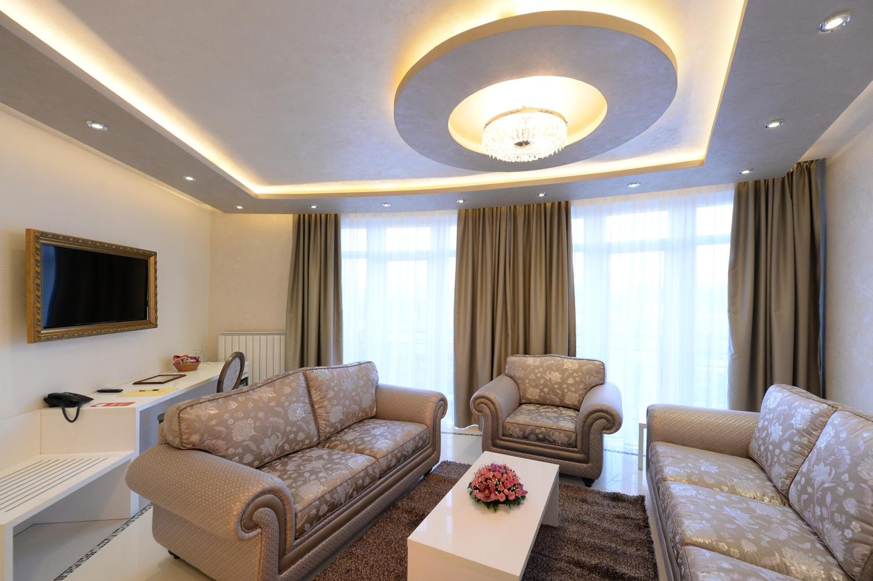 Suite with Spa Bath