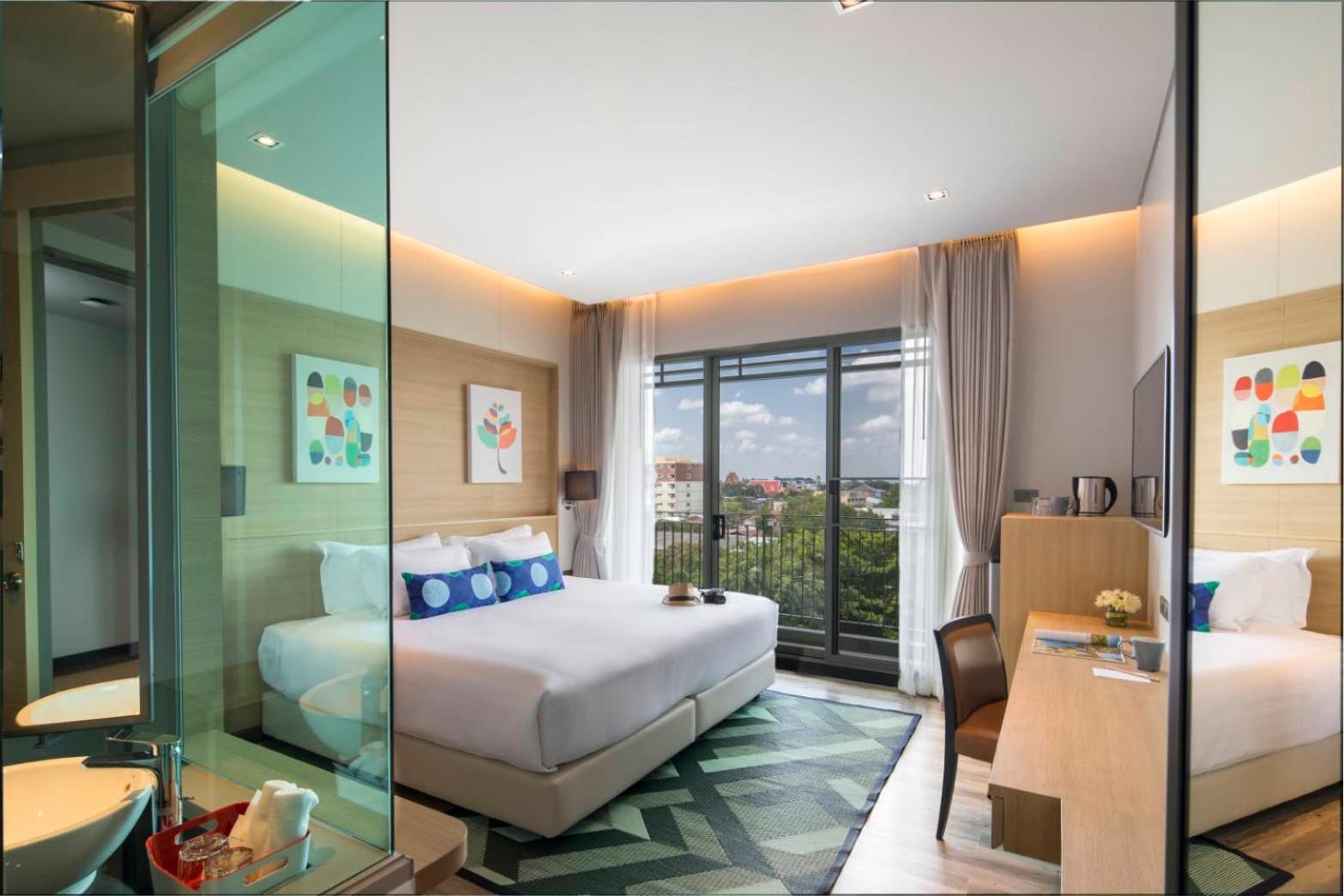 Large Double Room