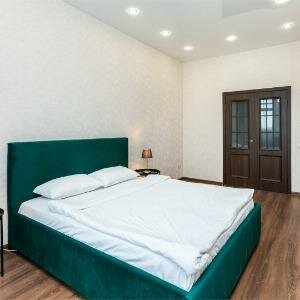 Малыгина 90 - 444