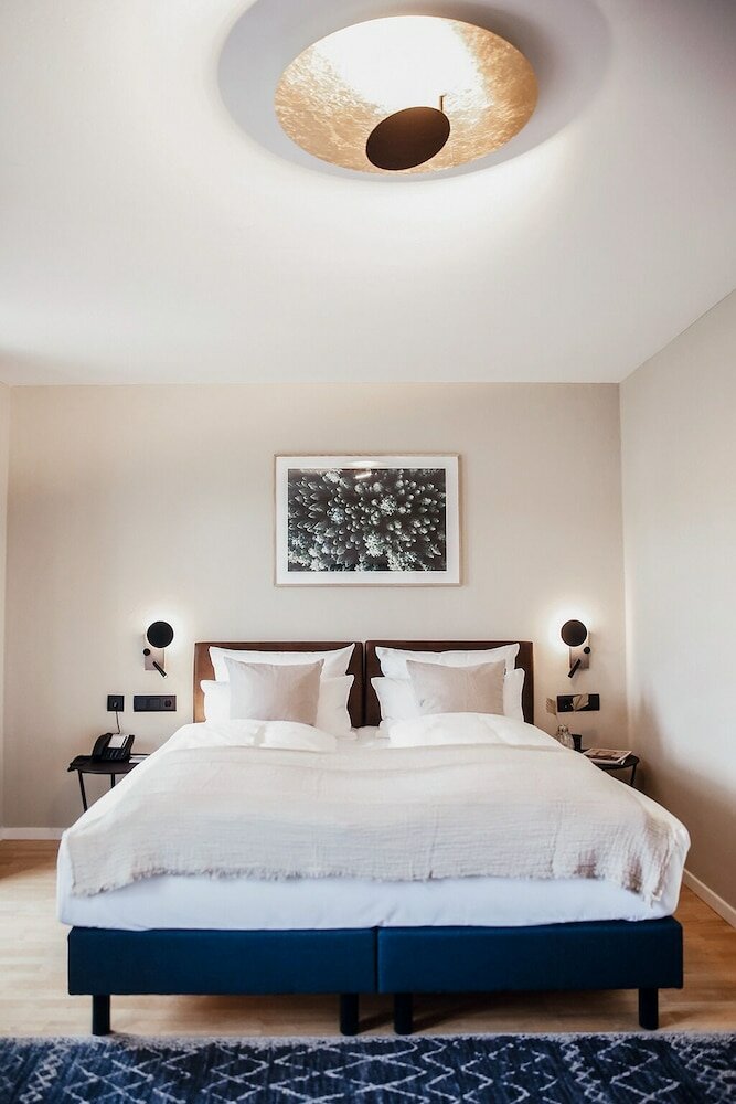 Superior Double Room, City View