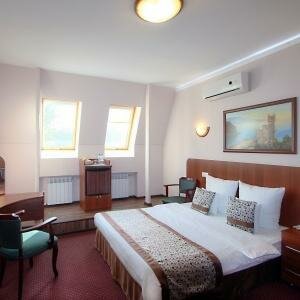 Улучшенный Комфорт 2-местный с двуспальной кроватью