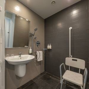 1 Double Bed Standard Accessible