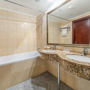 Семейный смежный номер