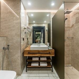 Стандарт двухместный с двуспальной кроватью