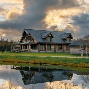 12-местный коттедж Делюкс "Карельская изба"