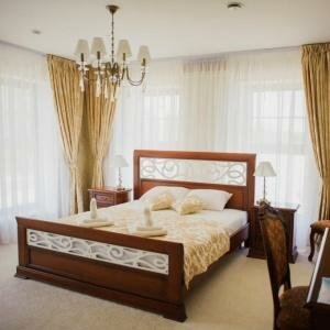 ДЖУНИОР СЮИТ ДВУХМЕСТНЫЙ С ДЖАКУЗИ 1 КРОВАТЬ