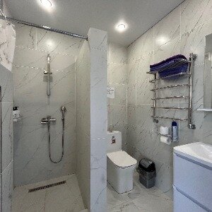 Отдельный домик 5 (1 двуспальная кровать)