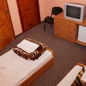 Эконом с двумя раздельными кроватями (цокольный этаж)