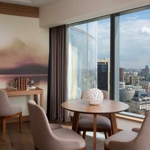 Люкс с видом на город