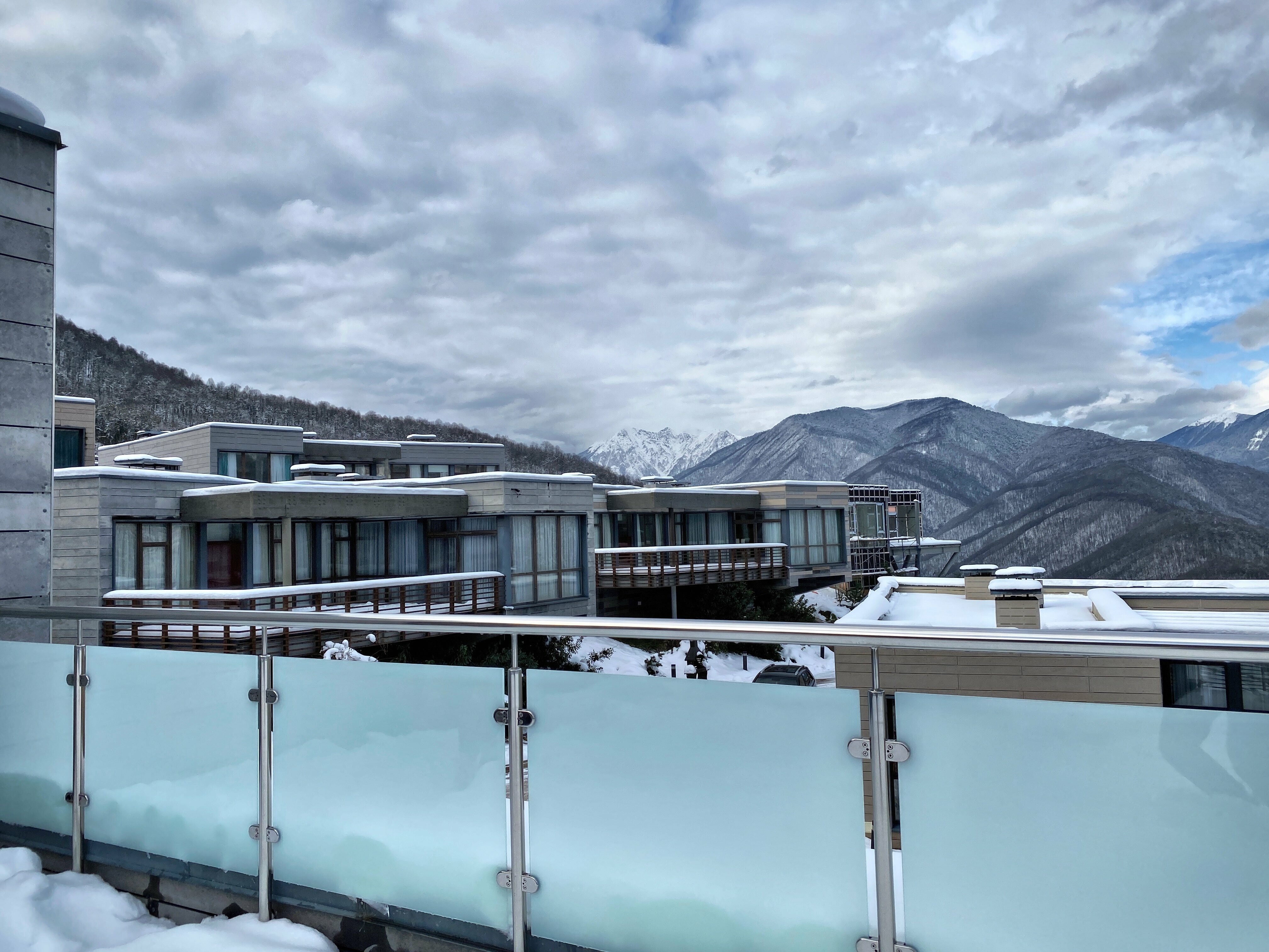 Таунхаус с видом на горы и сауной