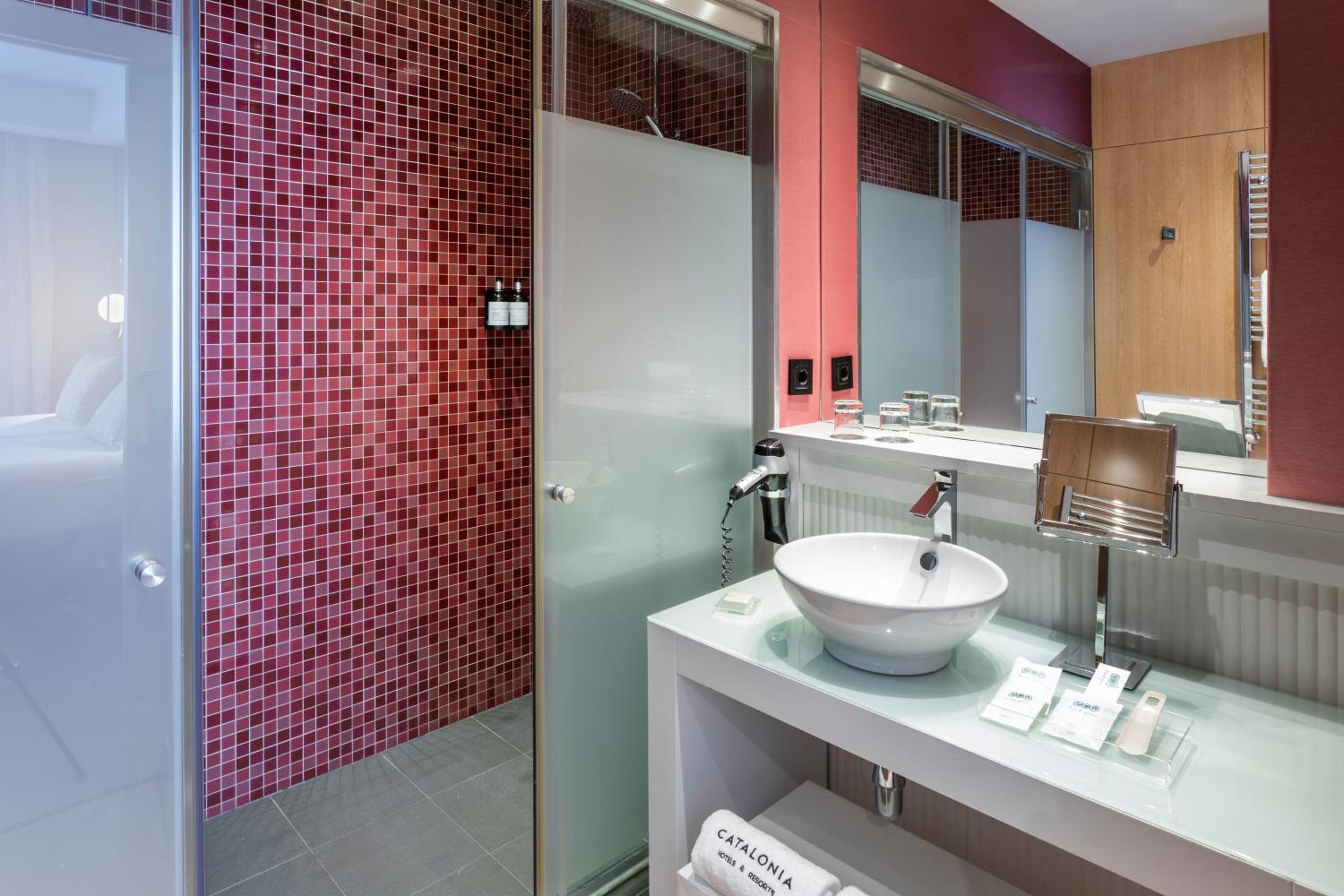 Double Room Corner Terrace Views