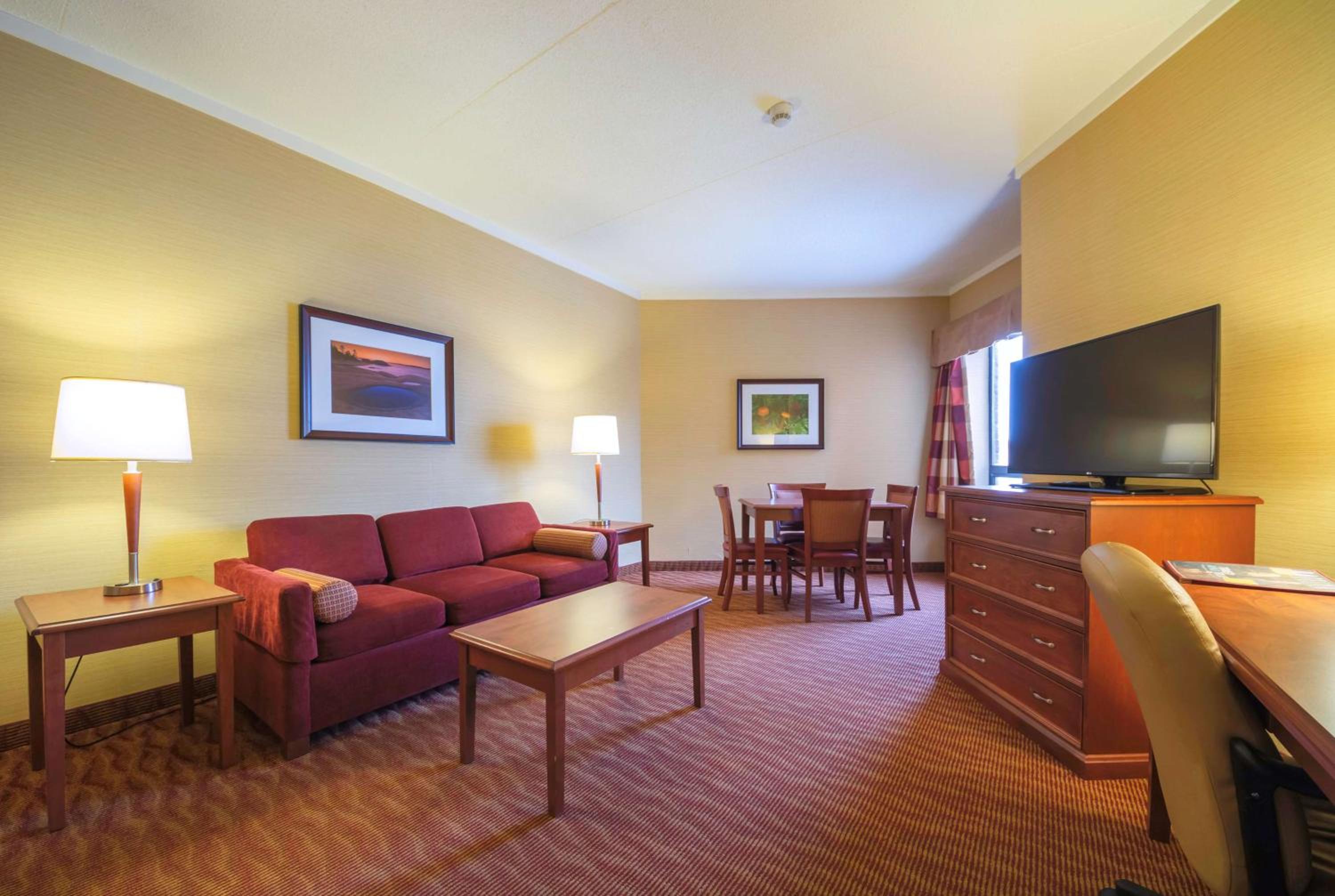 King Suite with Sofa Bed - Non-Smoking