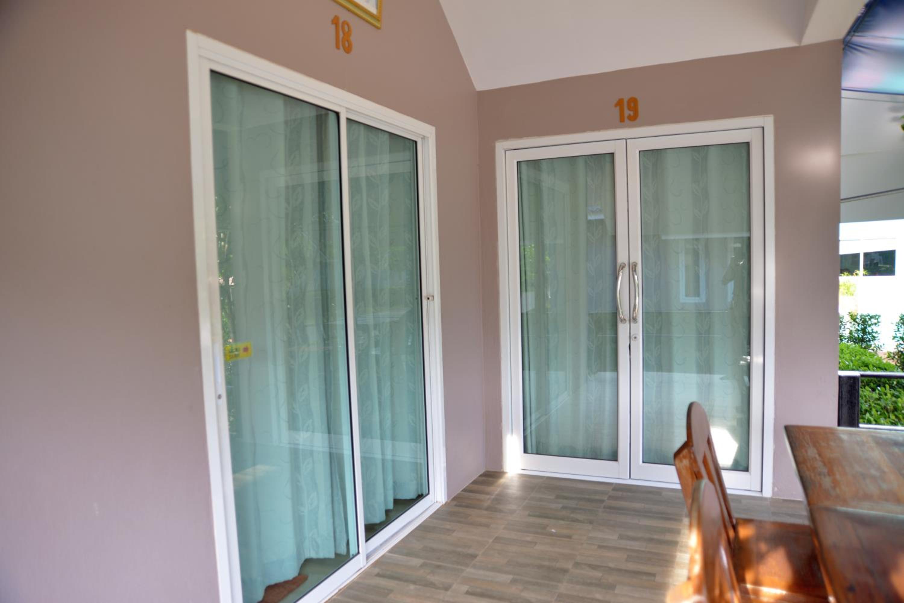 Quadruple Room with Private Bathroom