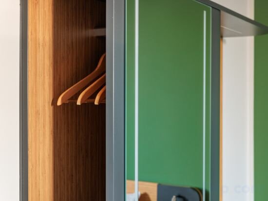 Quintuple Family Room