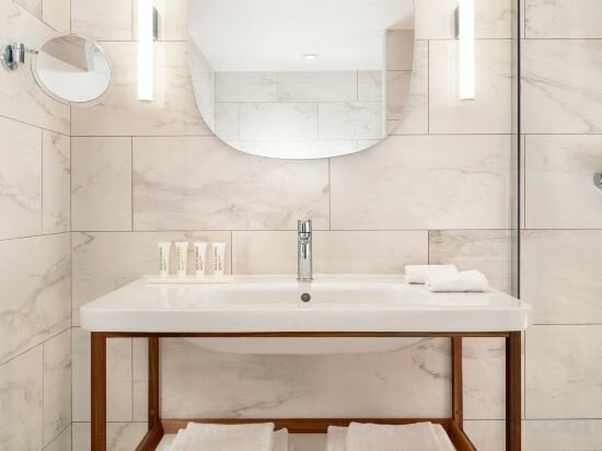 Executive King Room with City View